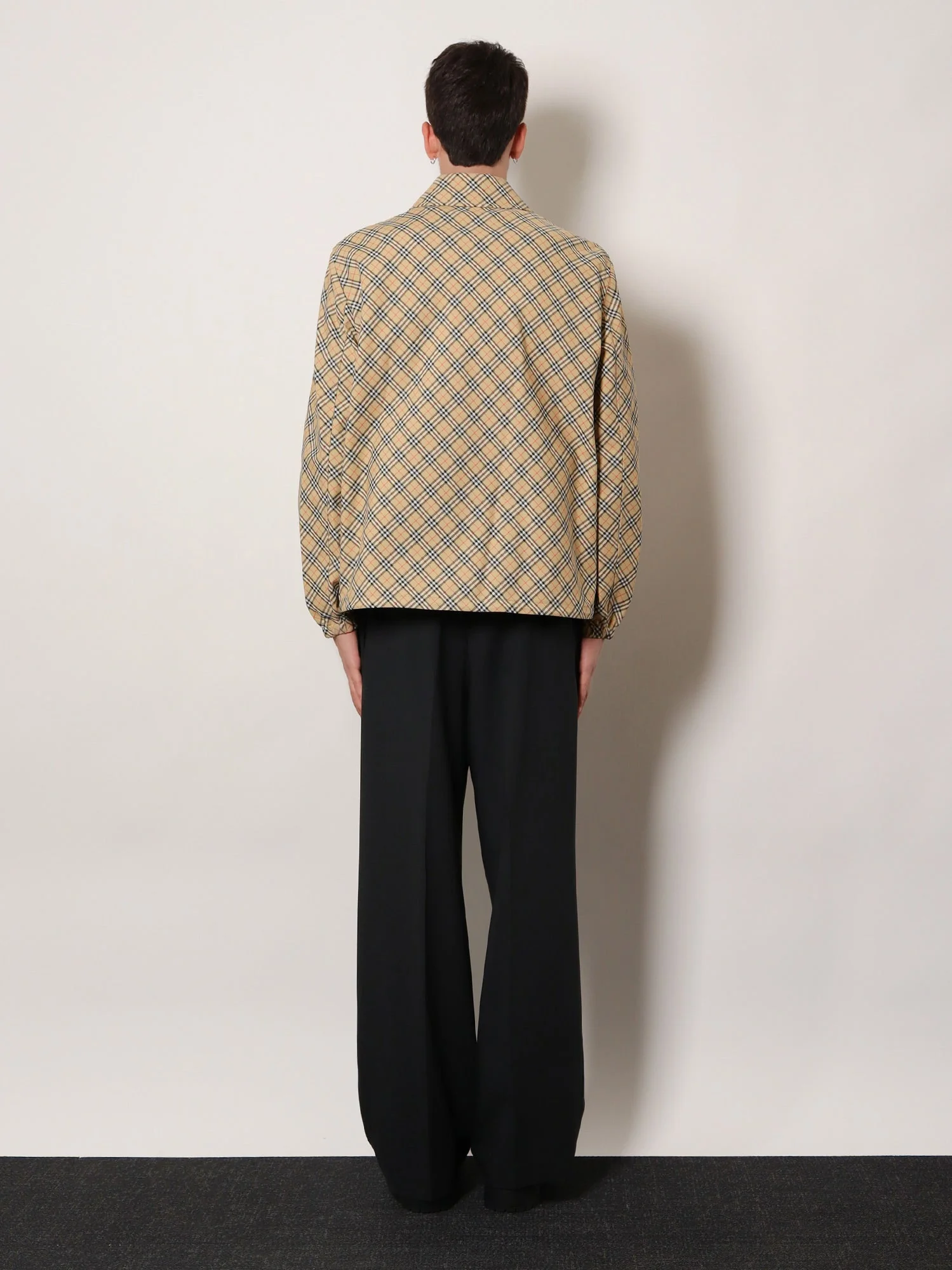 Burberry Slindon Jacket With Iconic Check Motif - Image 3