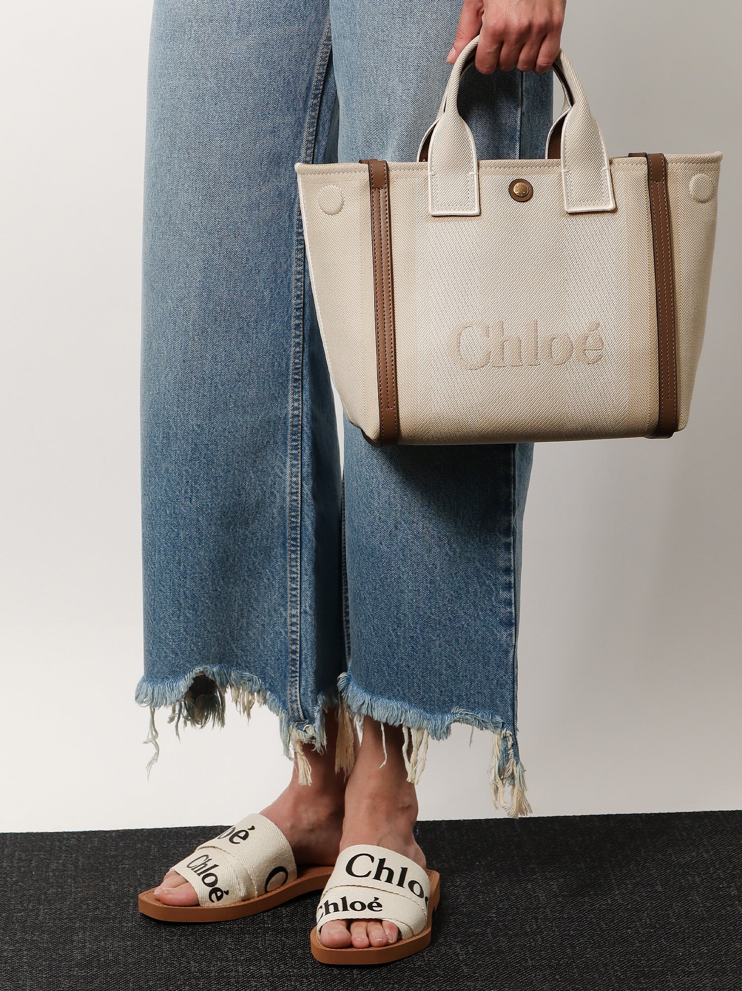 Chloe' Woody Linen Flat Sandals - Image 2