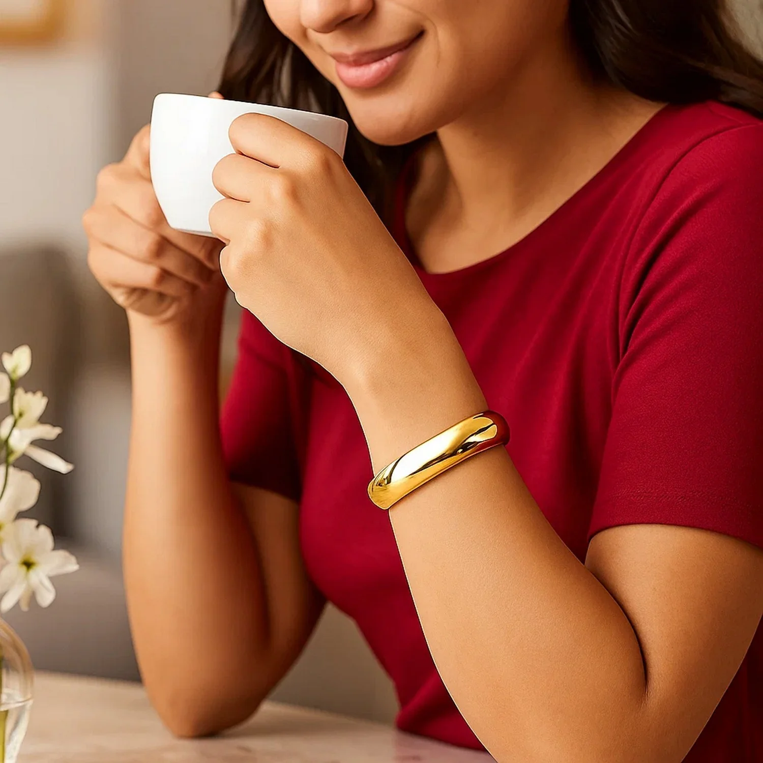Classic Bangle in 14k Yellow Gold (13.5mm) - Image 14
