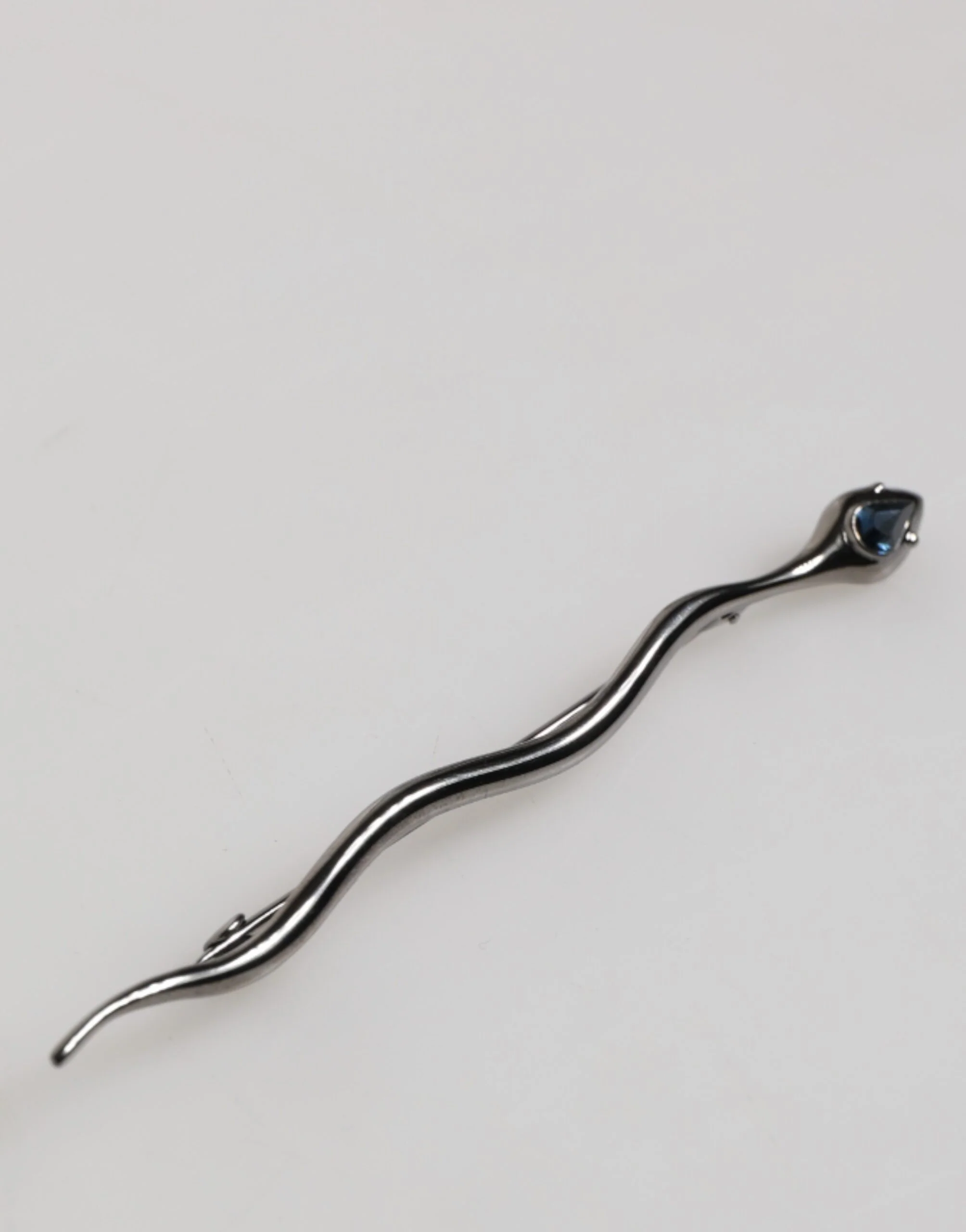 Dolce & Gabbana Crystal Spilla Serpente Brooch Pin - Image 5