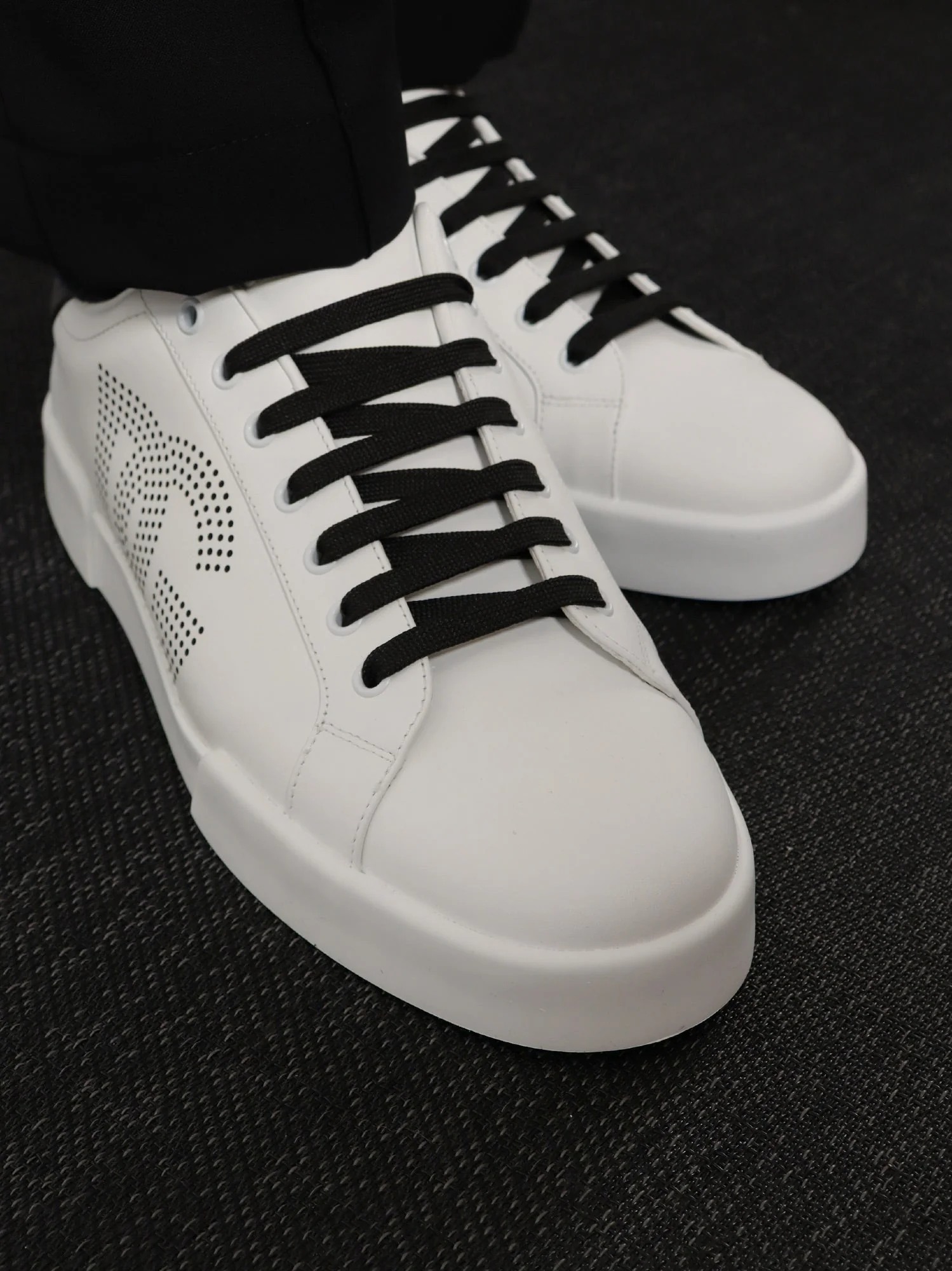 Dolce & Gabbana Portofino Leather Low-Top Sneakers - Image 2