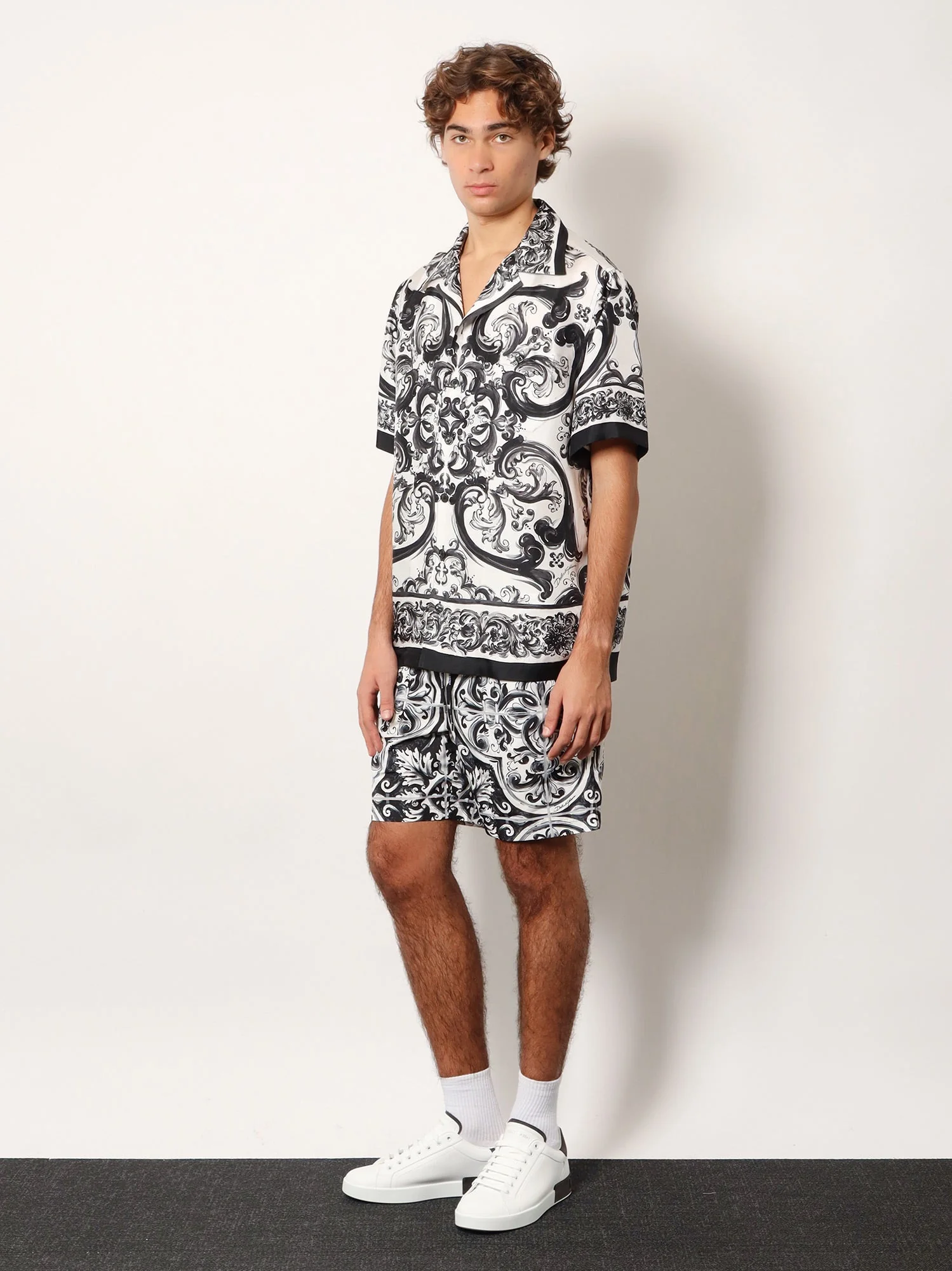 Dolce & Gabbana Silk Shirt With Maiolica Print - Image 10