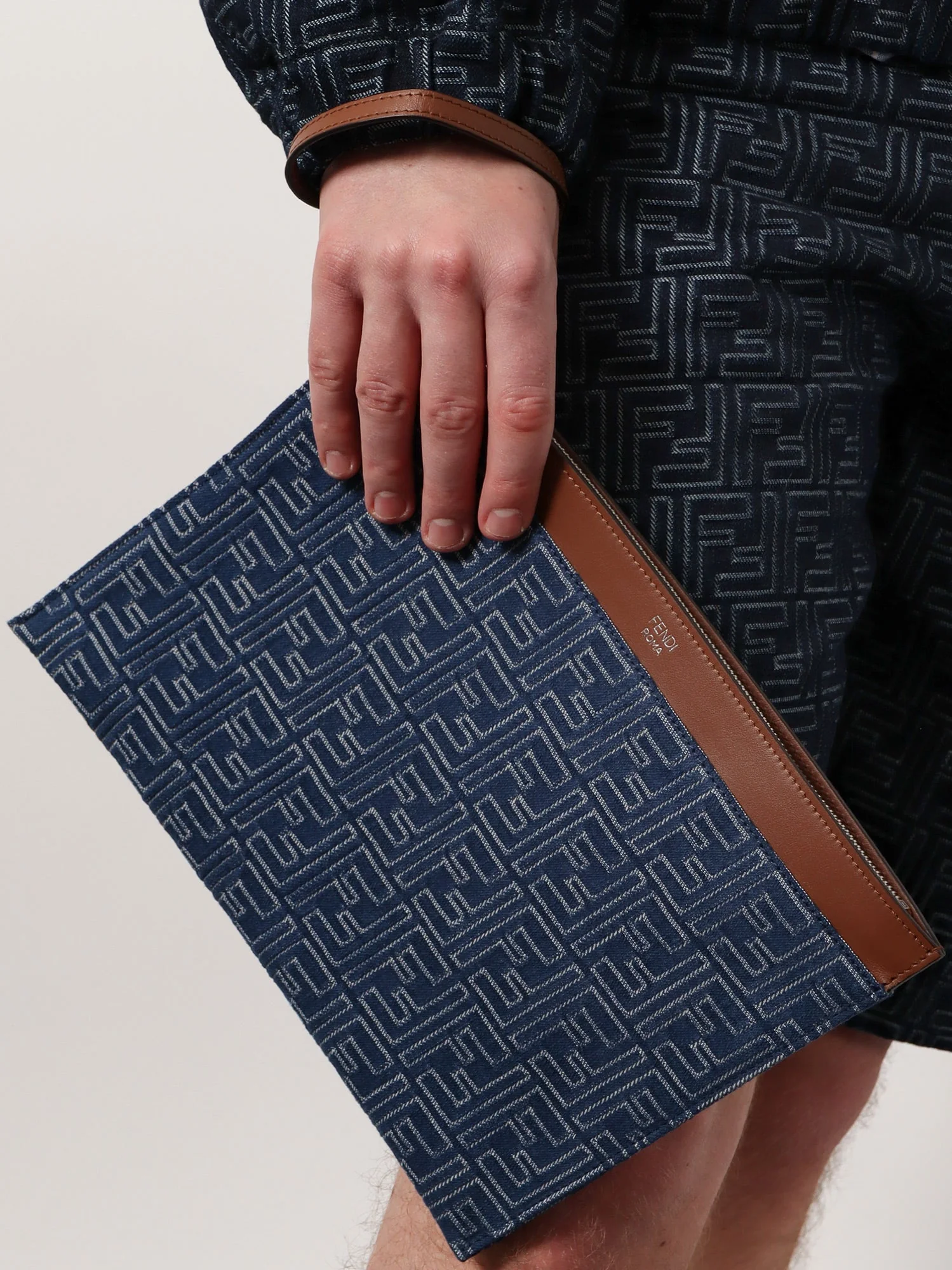 Fendi Ff Jacquard Fabric Clutch - Image 2