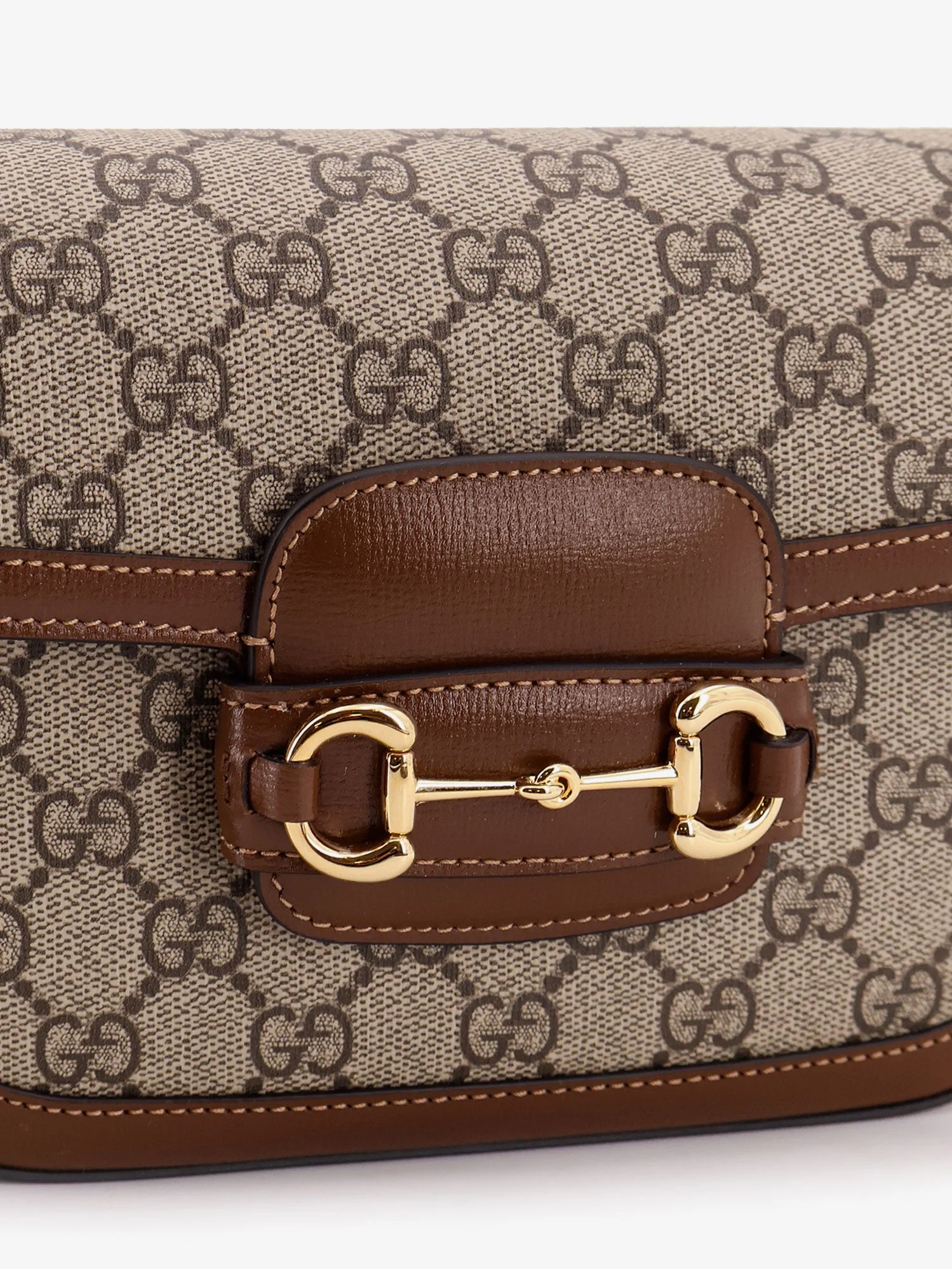 Gucci Coated Canvas Gucci Horsebit 1955 Crossbody Bag With Gg Supreme Motif - Image 4