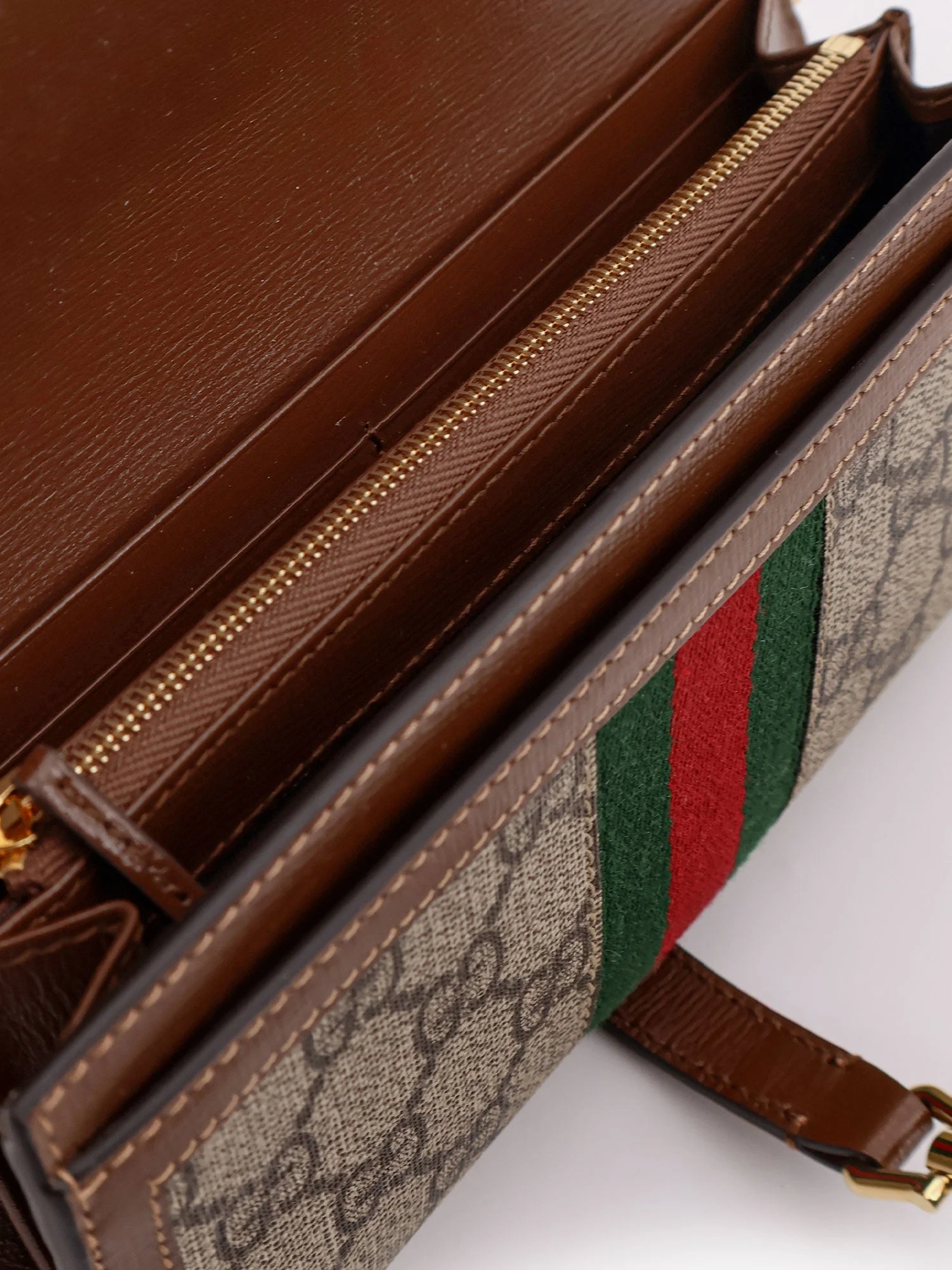 Gucci Jackie 1961 Gg Supreme Fabric And Leather Wallet With Shoulder Strap - Image 4