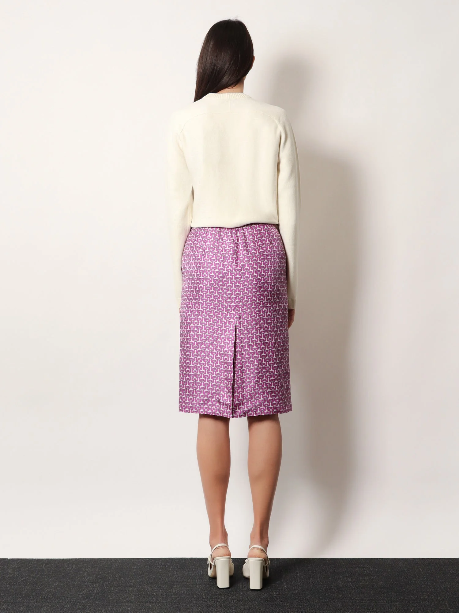 Gucci Silk Skirt With Horsebit Print - Image 3