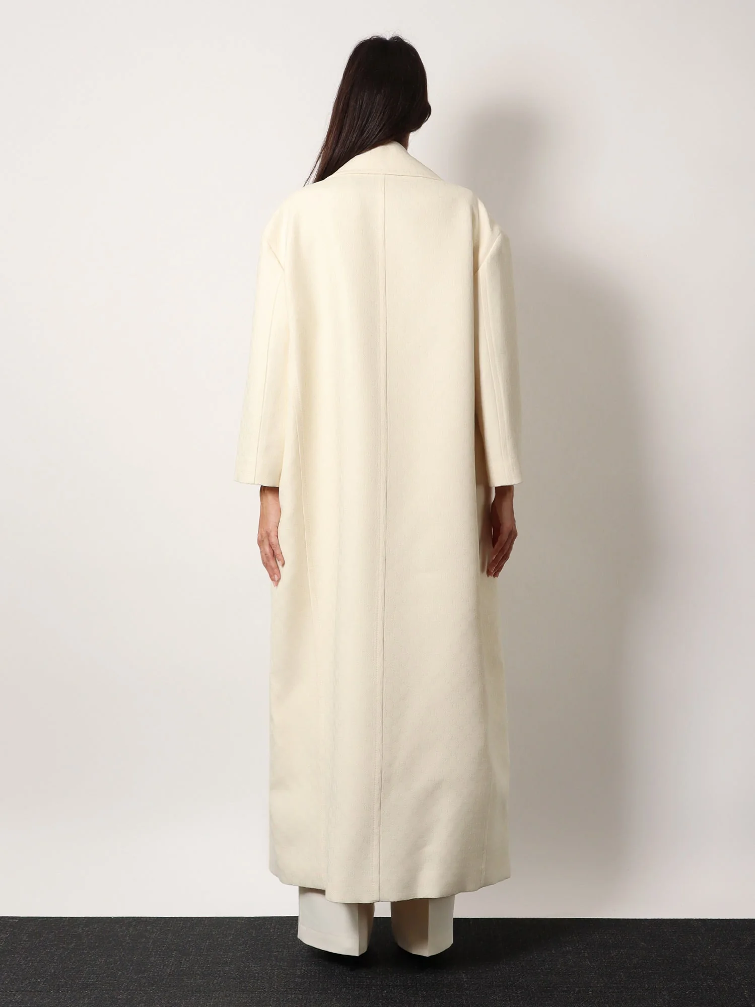 Gucci Wool And Silk Crepe Coat With All-Over Gg Motif - Image 3