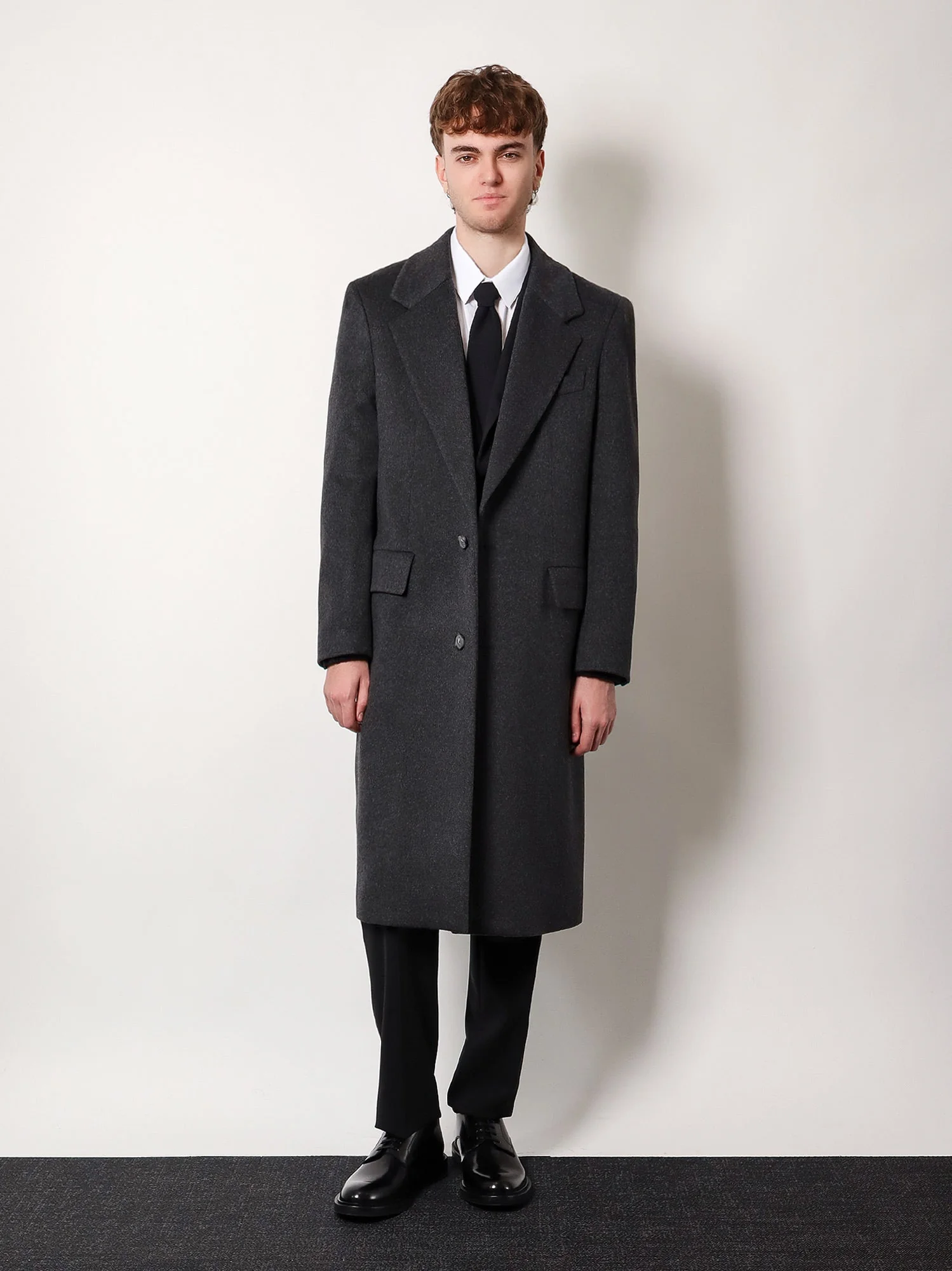 Hevo Cashmere Coat With Satin Lining - Image 7