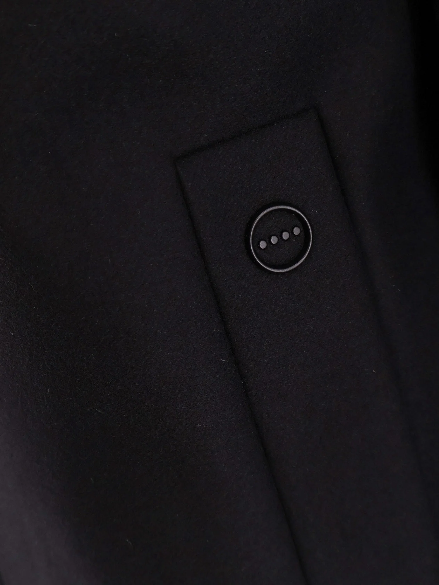 Hevo Loco Virgin Wool Coat - Image 4