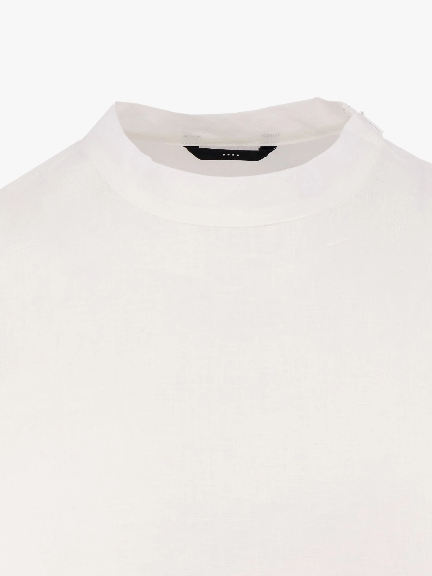 Hevo Ripalta Linen T-Shirt - Image 5
