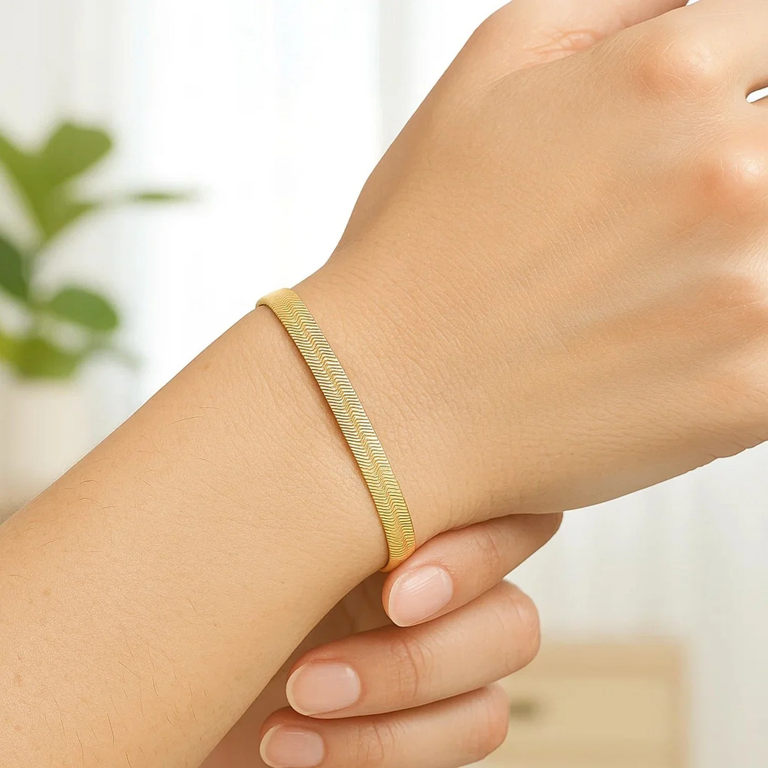 Imperial Herringbone Bracelet in 10k Yellow Gold (3.8 mm) - Image 9