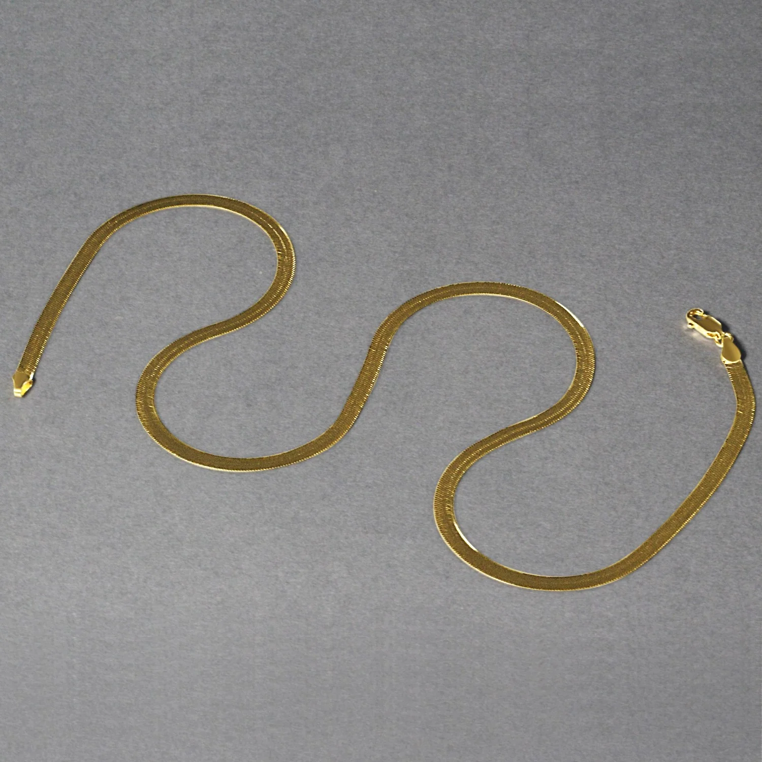 Imperial Herringbone Chain in 10k Yellow Gold (3.8 mm) - Image 4