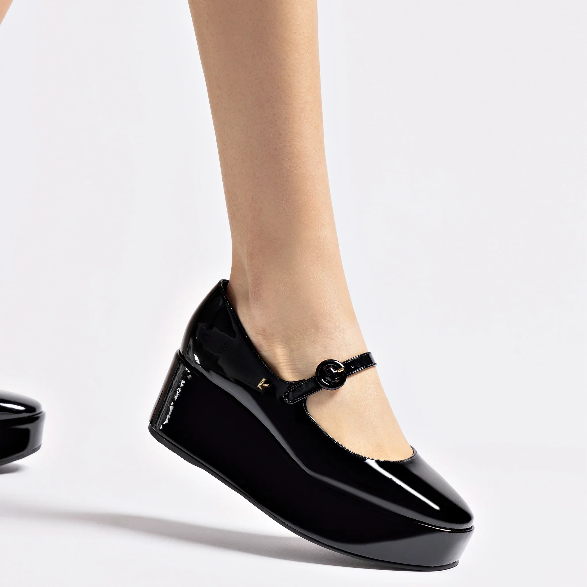Larroude Blair Flatform Shoes In Black Patent Leather - Image 7