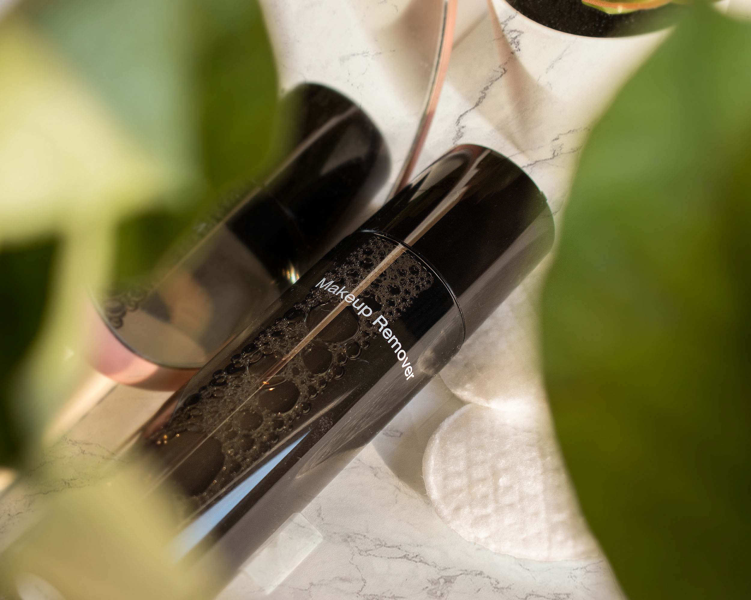 Pro Lip and Eye Makeup Remover - Image 3