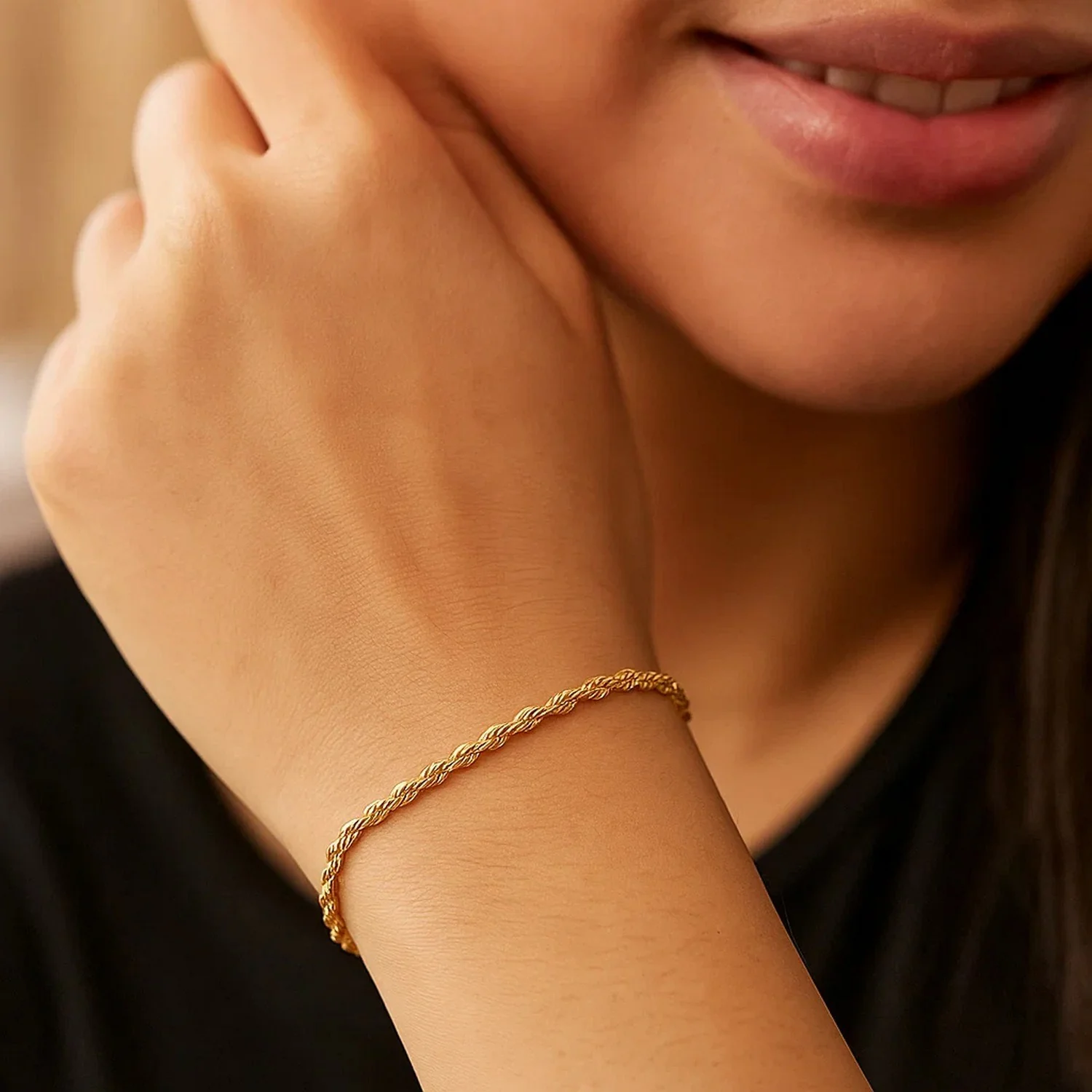 Lite Rope Chain Bracelet in 10k Yellow Gold (2.5 mm) - Image 3