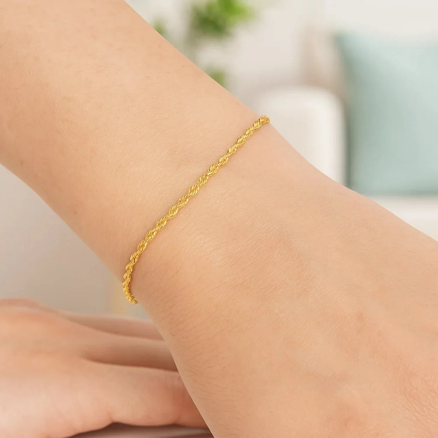 Lite Rope Chain Bracelet in 14k Yellow Gold (1.5 mm) - Image 7