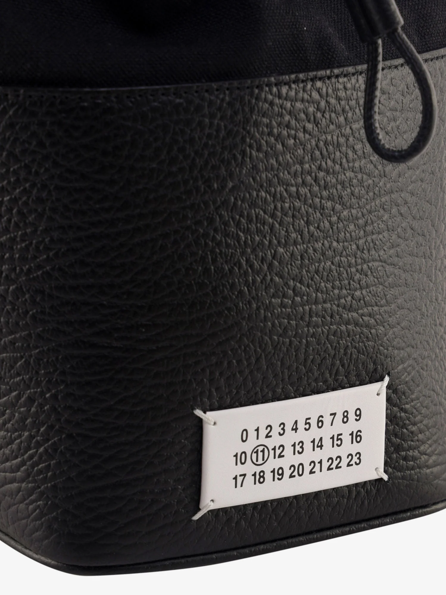 Maison Margiela 5Ac Bucket Small Leather Bucket Bag - Image 5