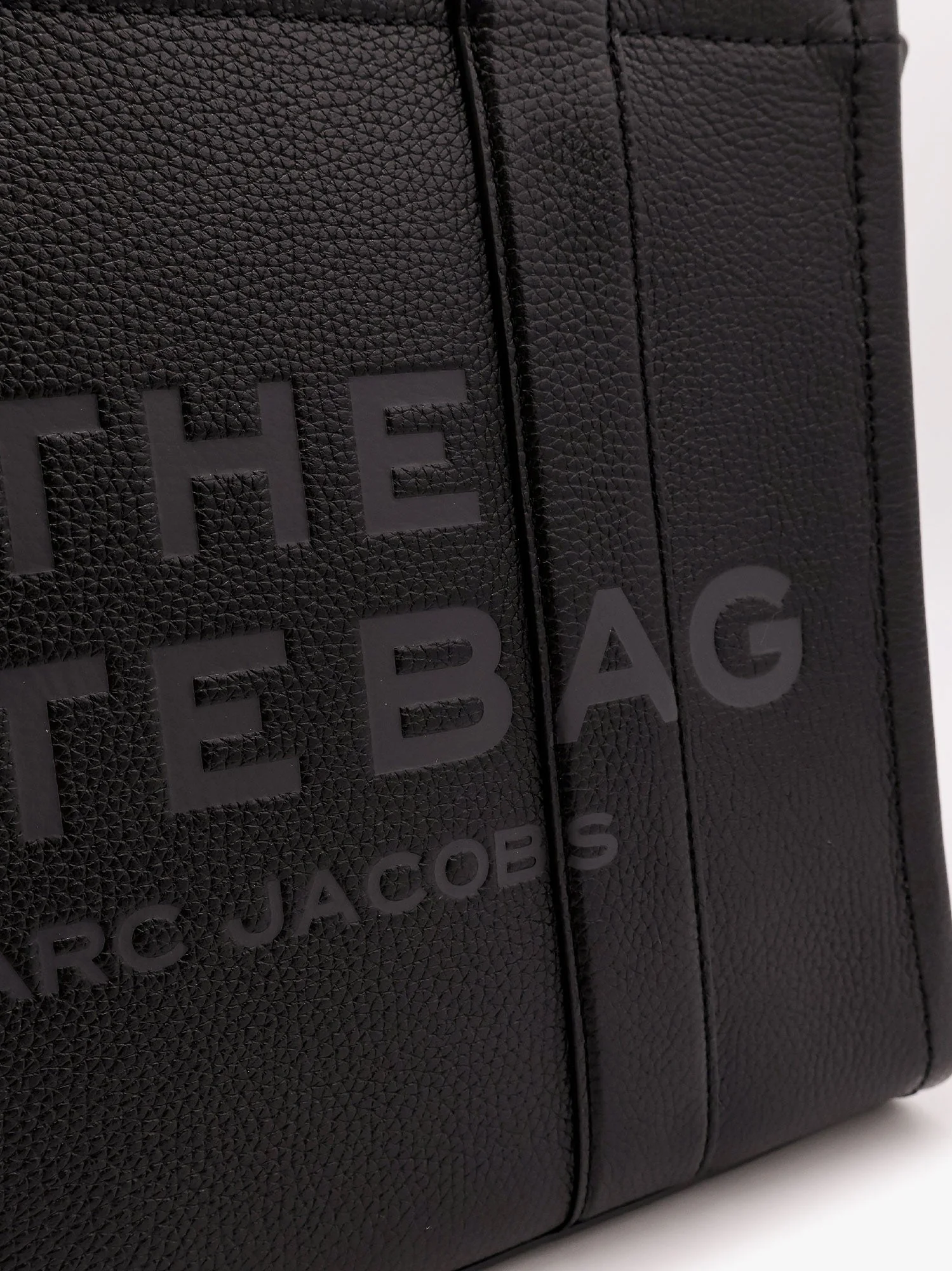 Marc Jacobs Leather Shoulder Bag With Logo On The Front - Image 5