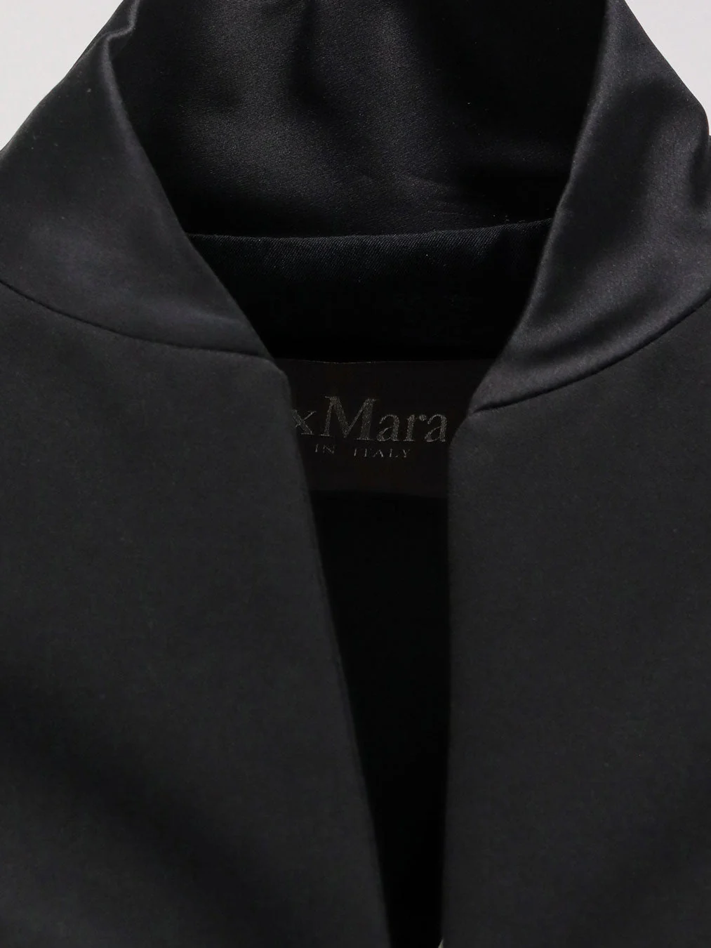 Max Mara Tesoro Cropped Blazer - Image 3