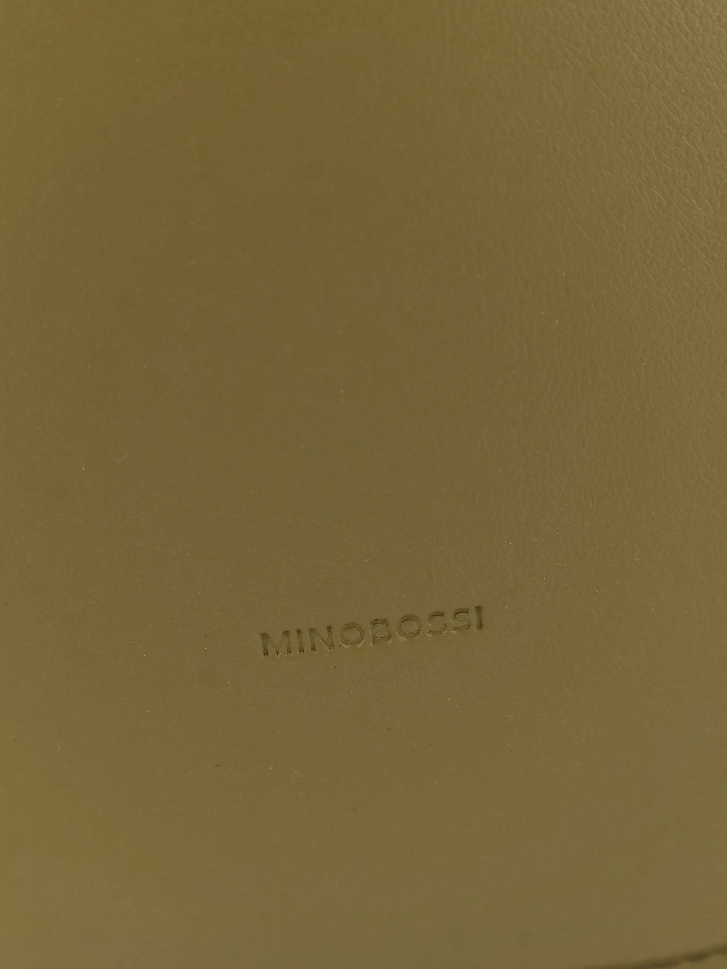 Minobossi Lizzie Leather Crossbody Bag - Image 5