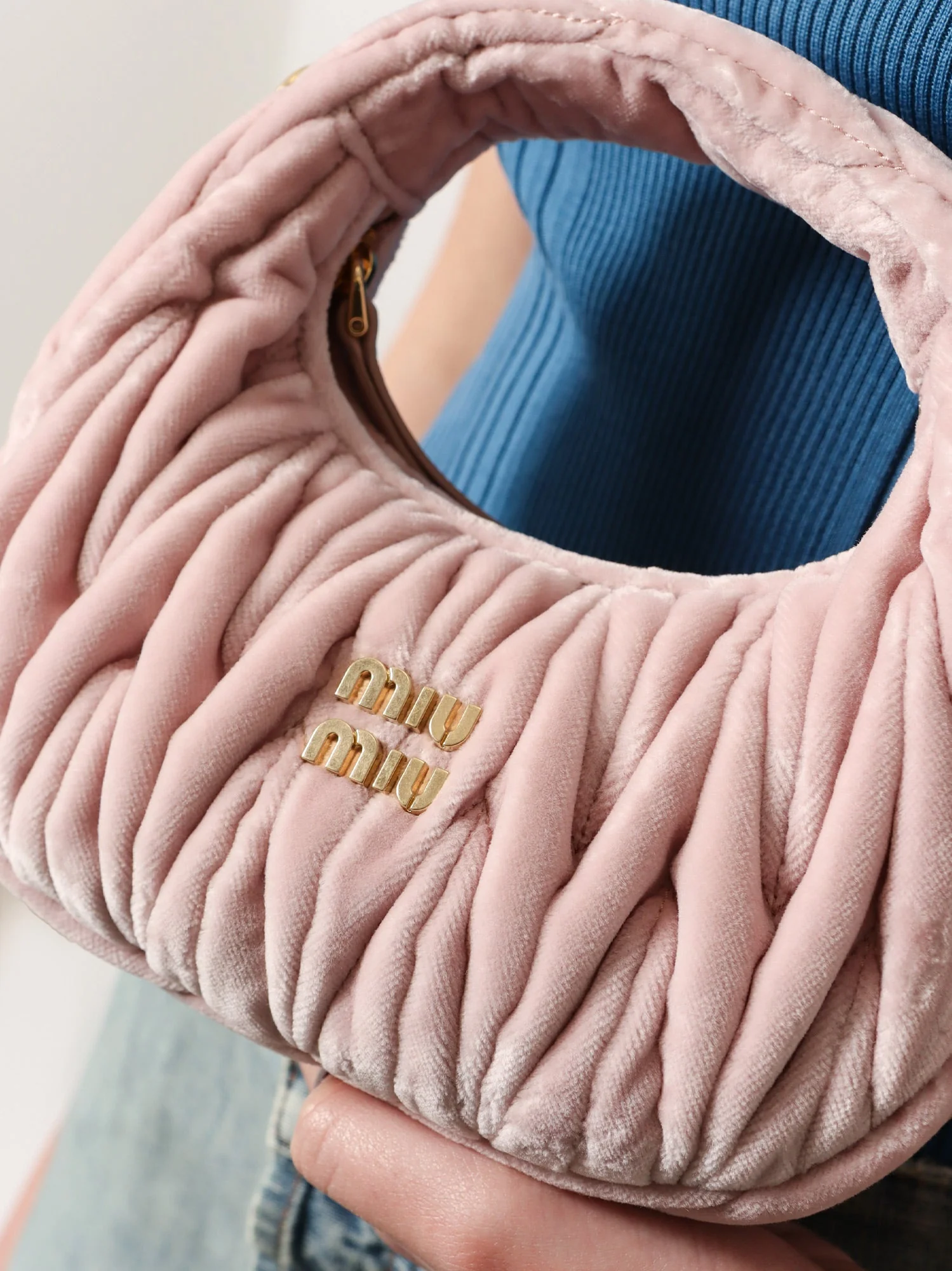 Miu Miu Wander Matelassé Velvet Mini Crossbody Bag - Image 7