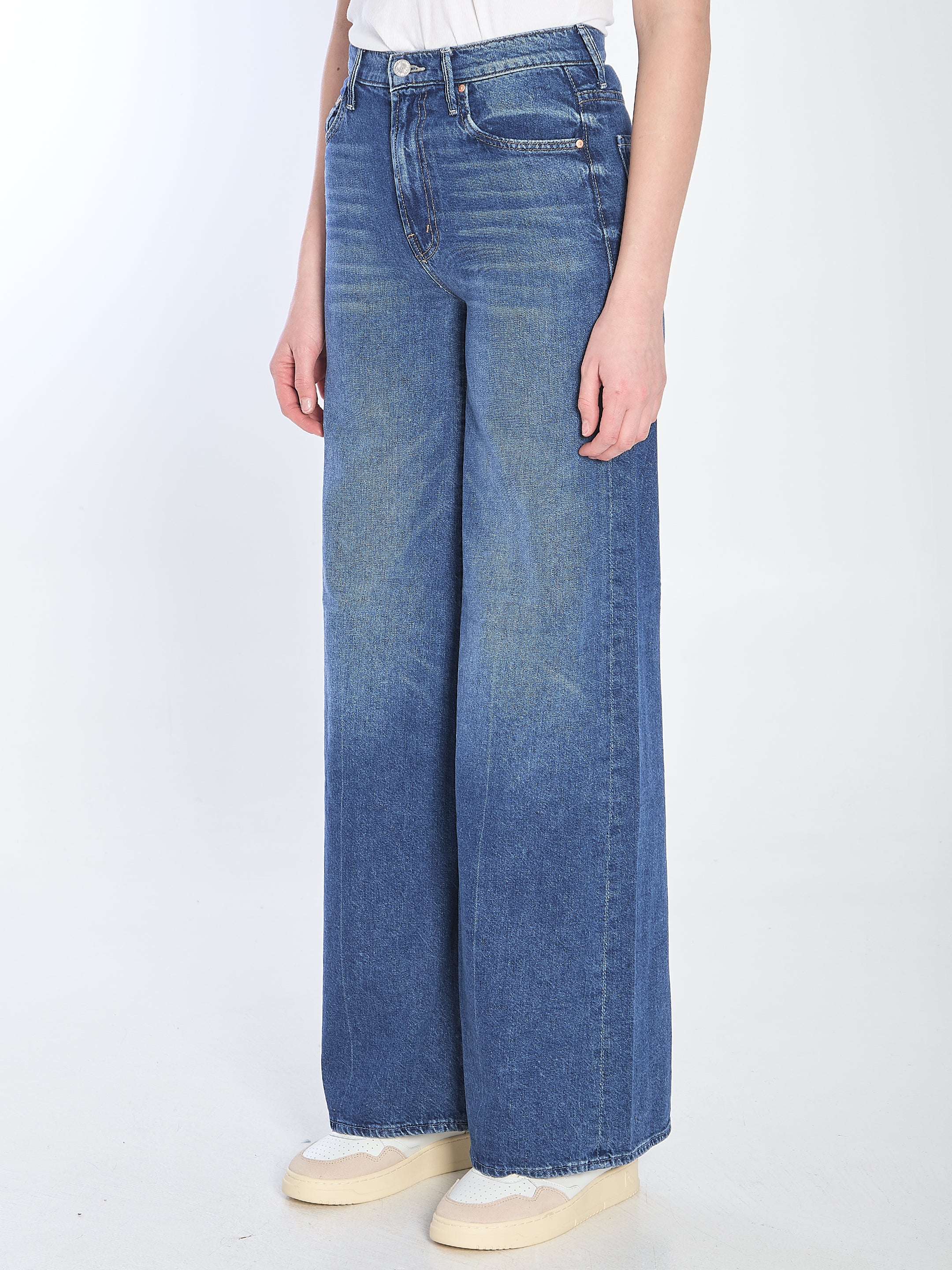 Mother The Swisher Sneak Fray Jeans - Image 2