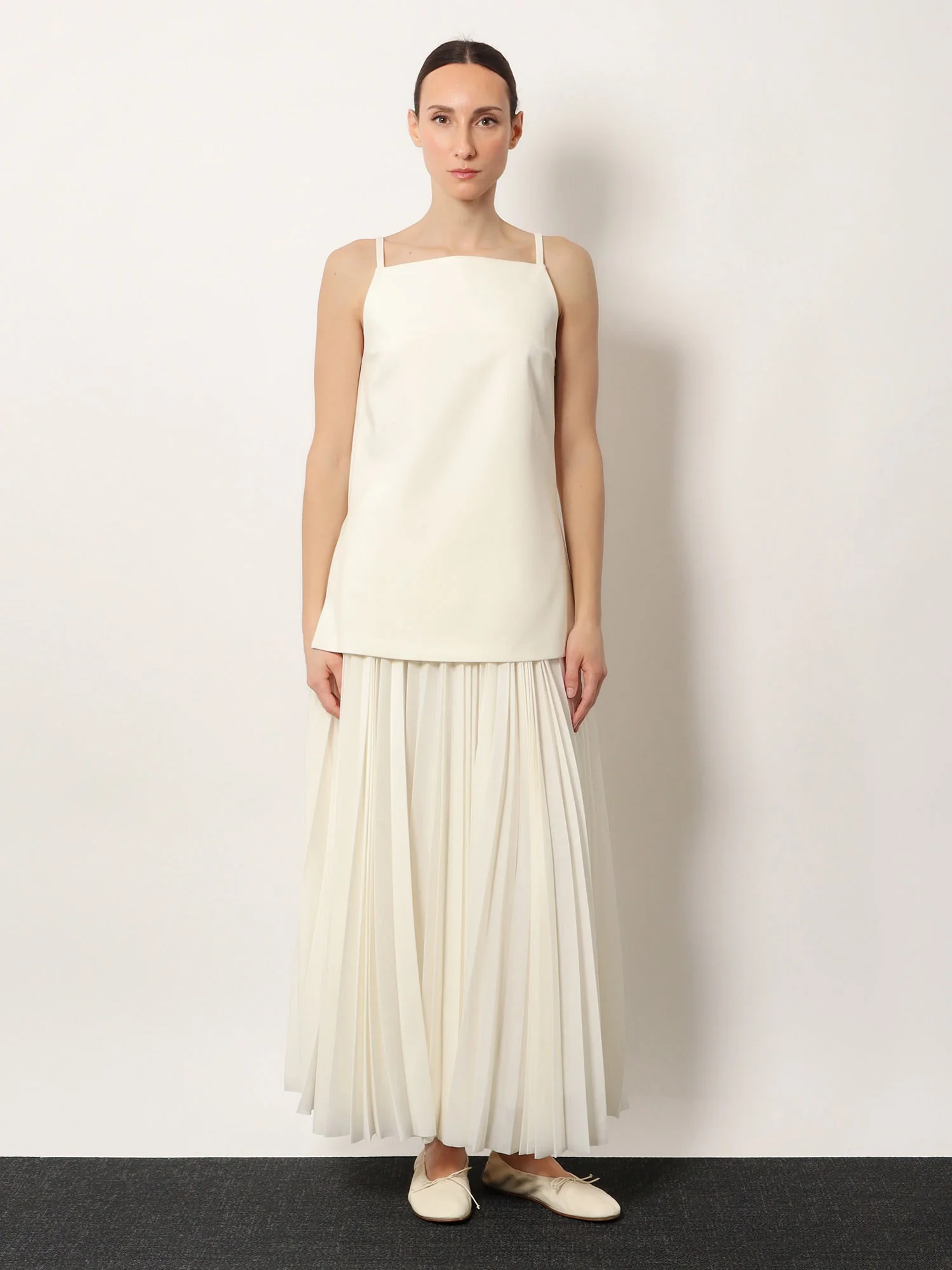 R2W Arissto Pleated Skirt - Image 7