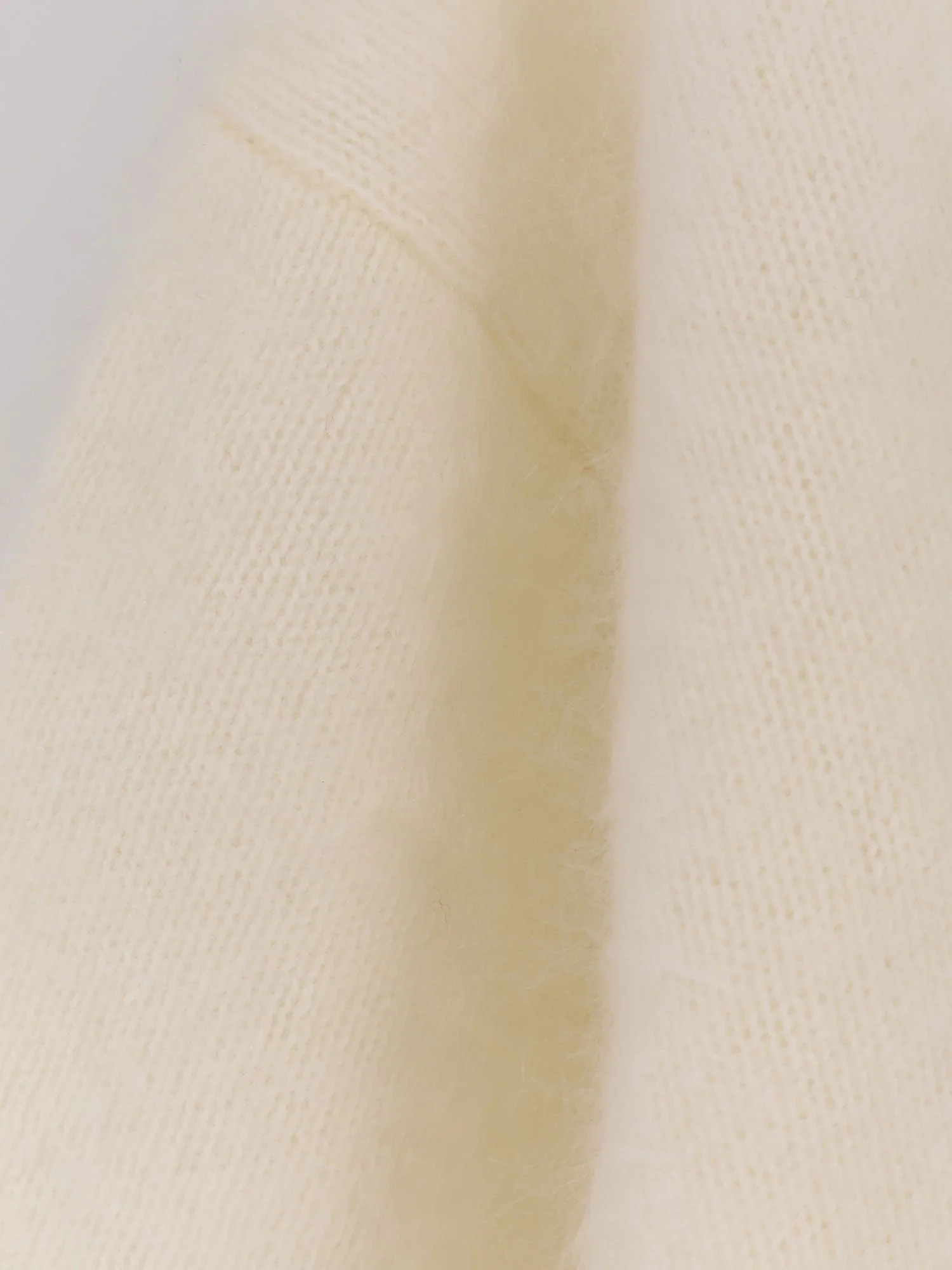R2W Elan Cash Brushed Cashmere Sweater - Image 5