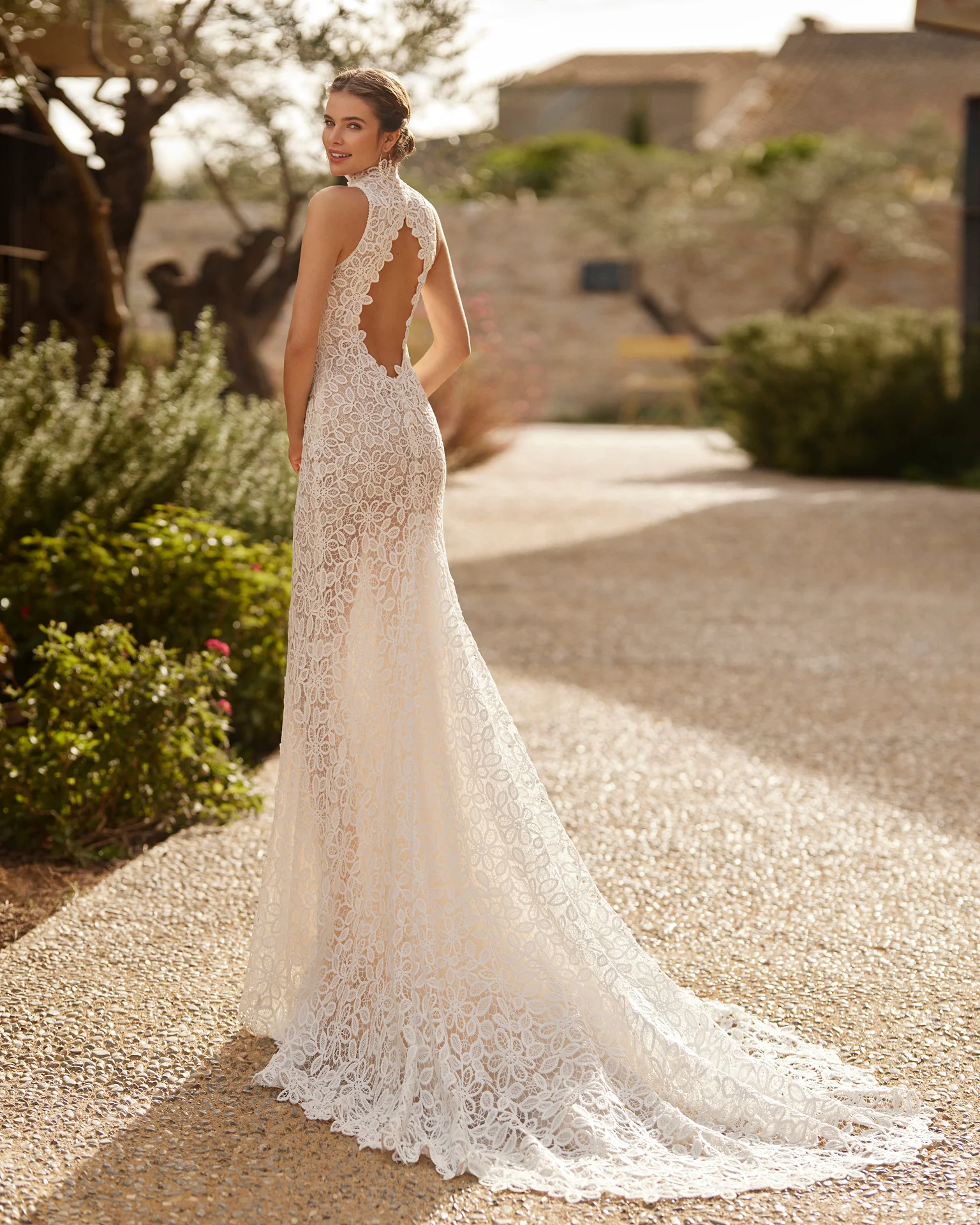 Rosa Clará Boheme Dublin Mermaid Wedding Dress - Image 2