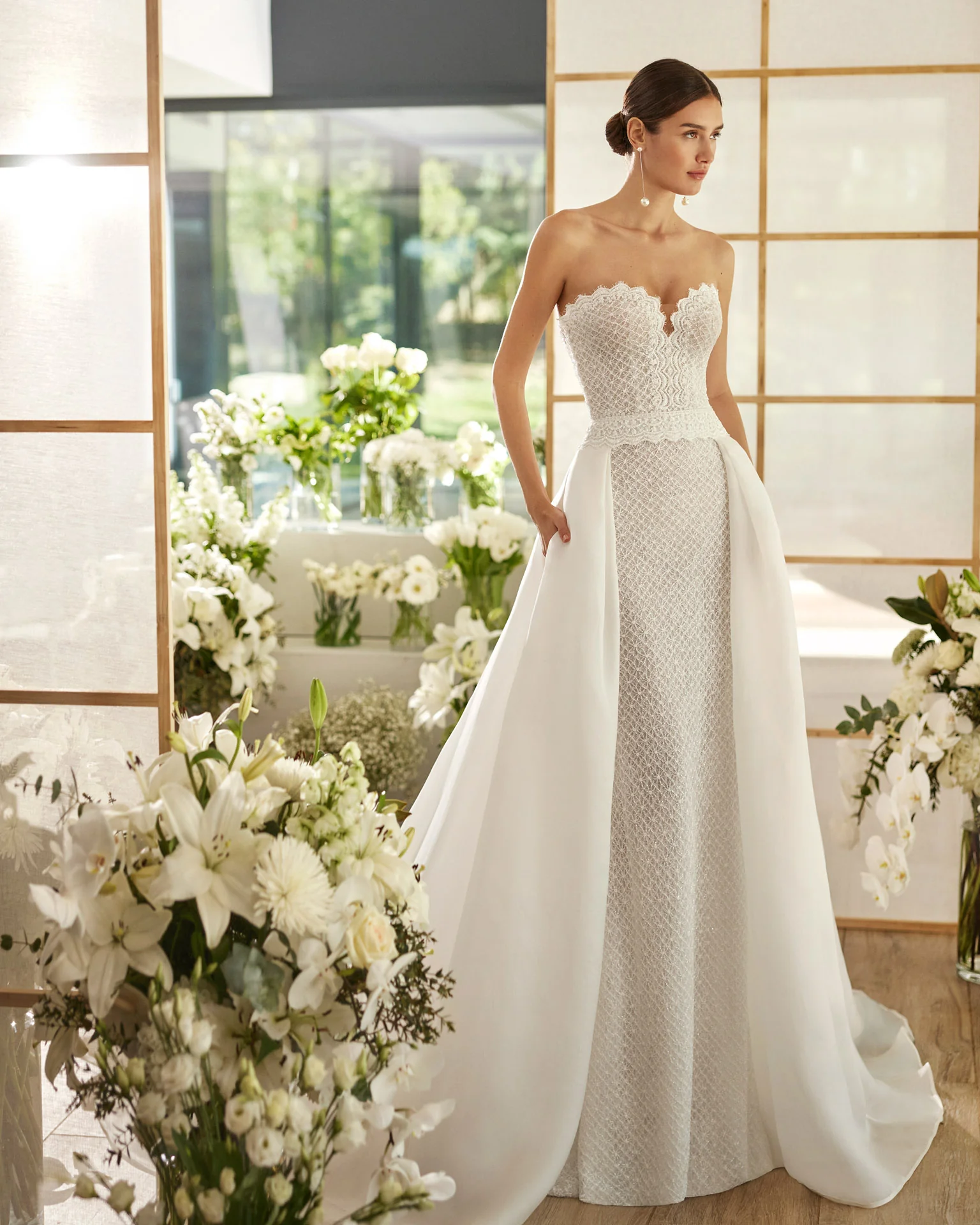 Rosa Clará Couture Miranda Strapless Lace Wedding Dress