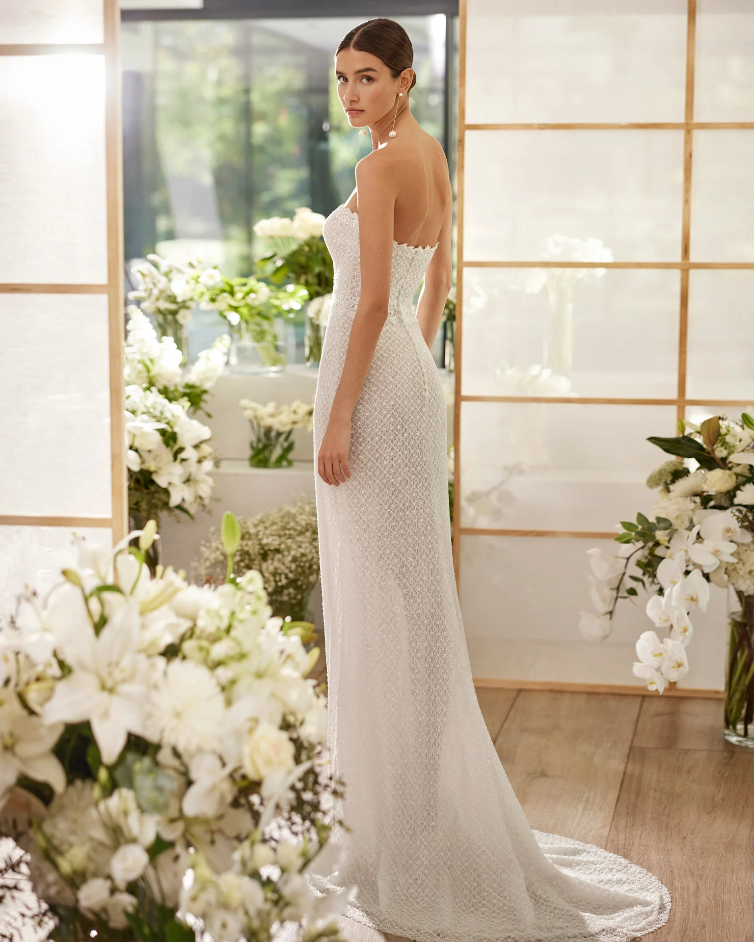 Rosa Clará Couture Miranda Strapless Lace Wedding Dress - Image 3