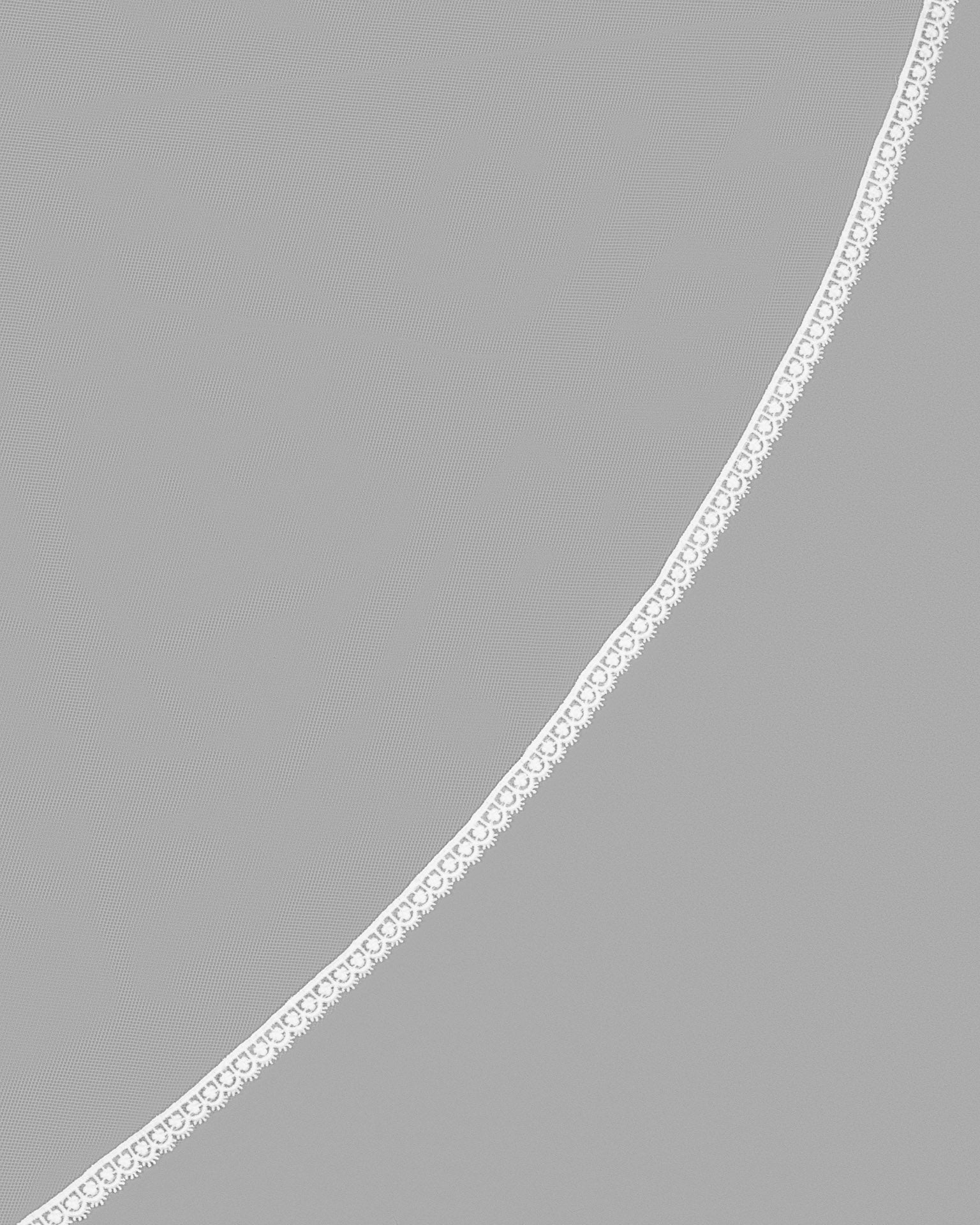 Rosa Clará Couture Soft Tulle Veil with Lace Edge - Image 2