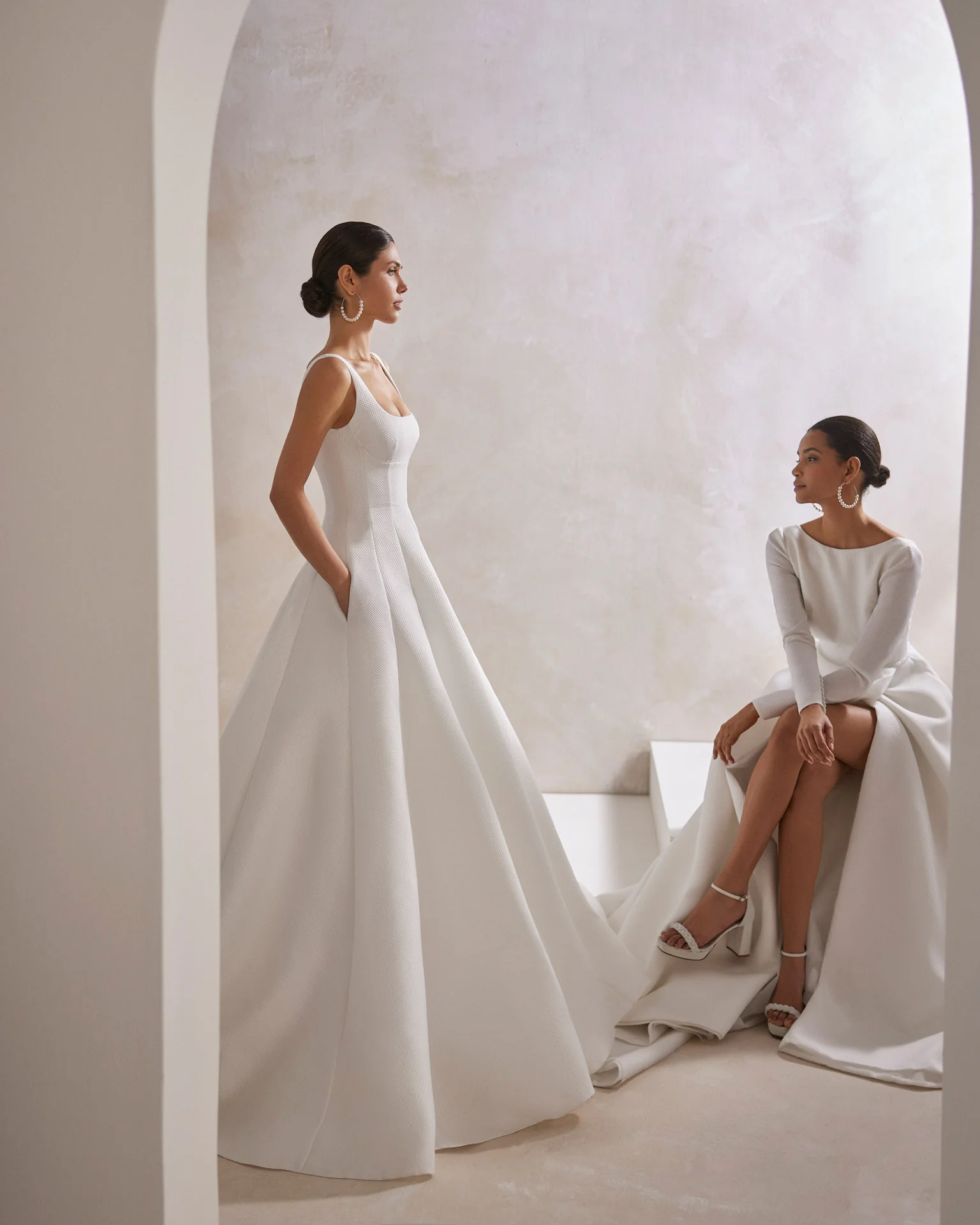 Rosa Clará Couture Tosca Square Neck Princess Wedding Dress - Image 3