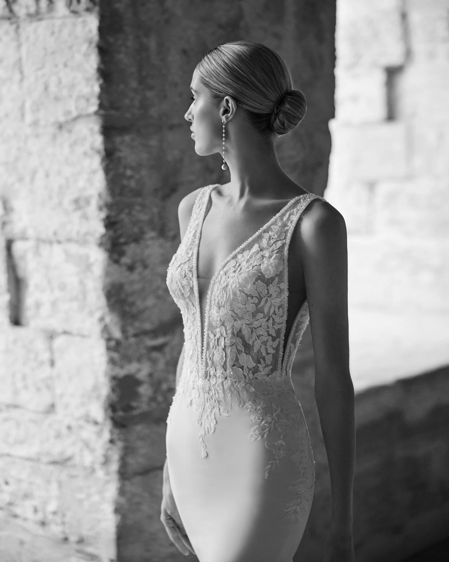 Rosa Clará Lior Crepe Wedding Gown with Lace Cape Train - Image 4