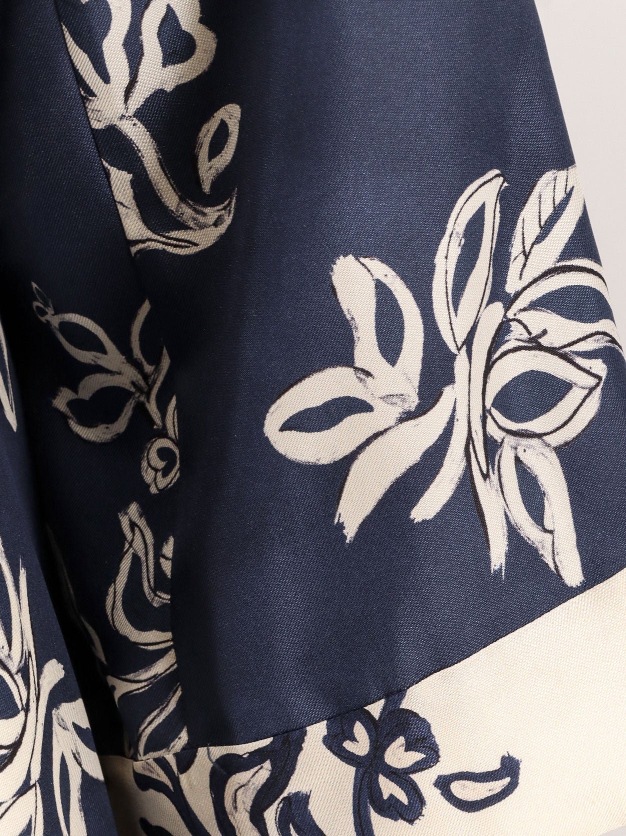 'S Max Mara Timeo Kaftan Silk Dress With Floral Print - Image 4