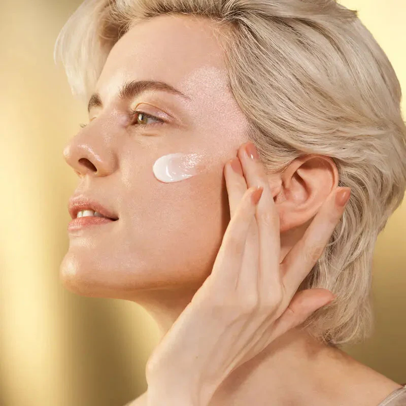 Shiseido Vital Perfection Uplifting and Firming Advanced Cream - Image 12