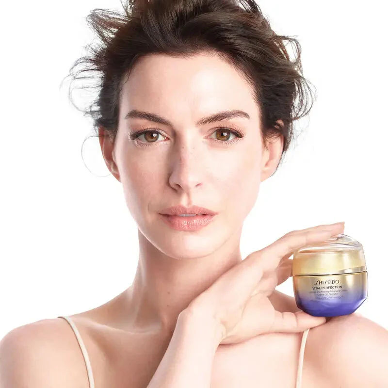 Shiseido Vital Perfection Uplifting and Firming Advanced Cream - Image 4