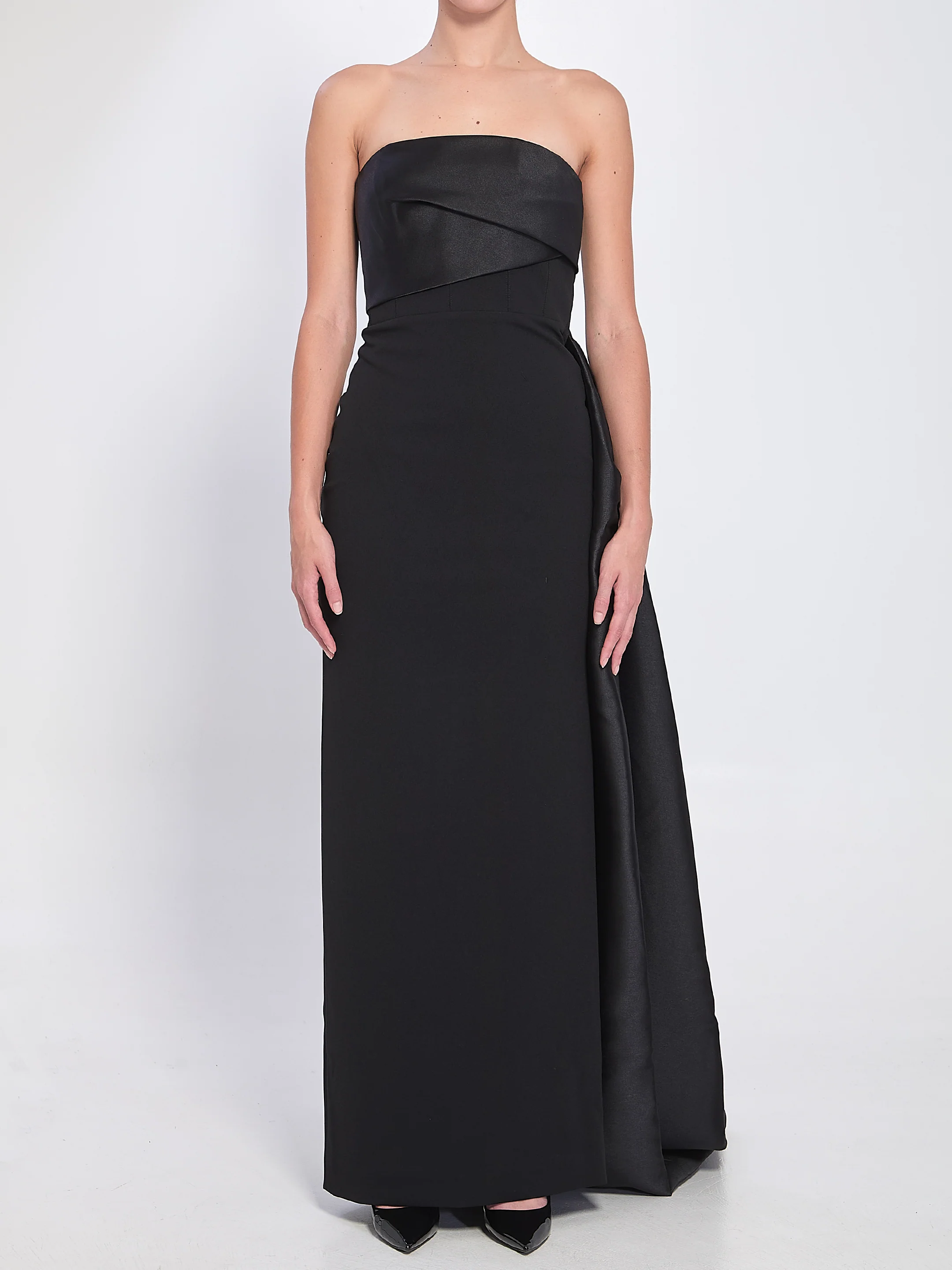 Solace London Kinsley Maxi Dress In Black