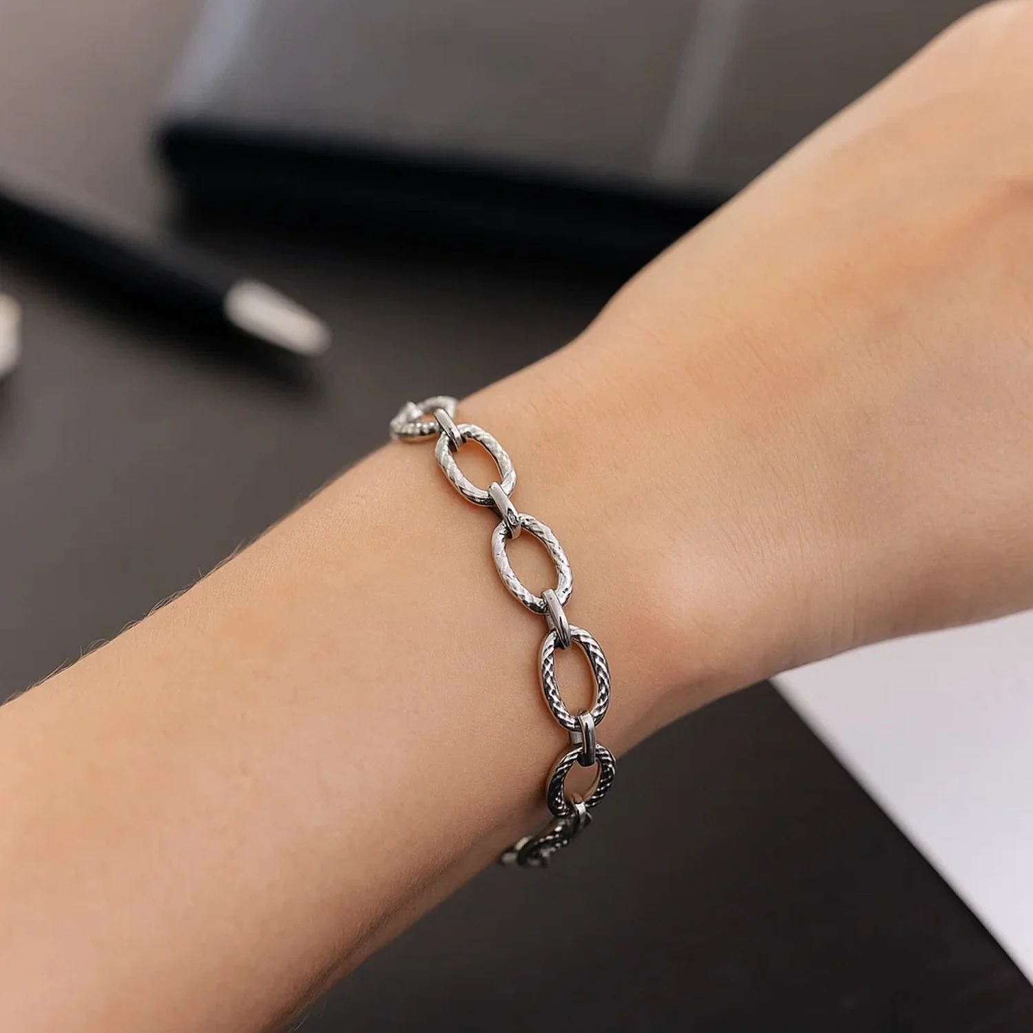 Textured Oval Link Bracelet in 14k White Gold - Image 7