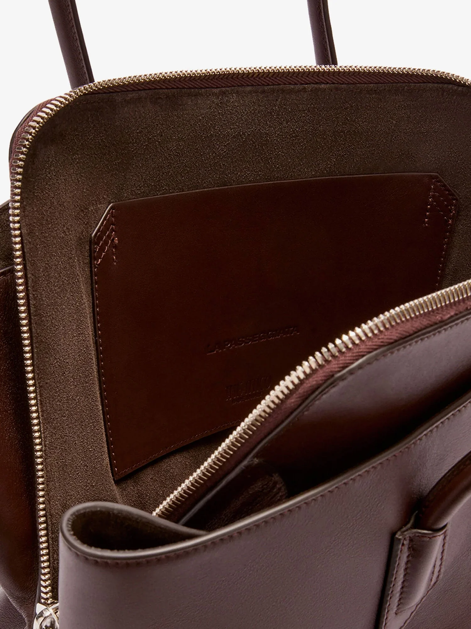 The Attico La Passeggiata Leather Shoulder Bag - Image 14