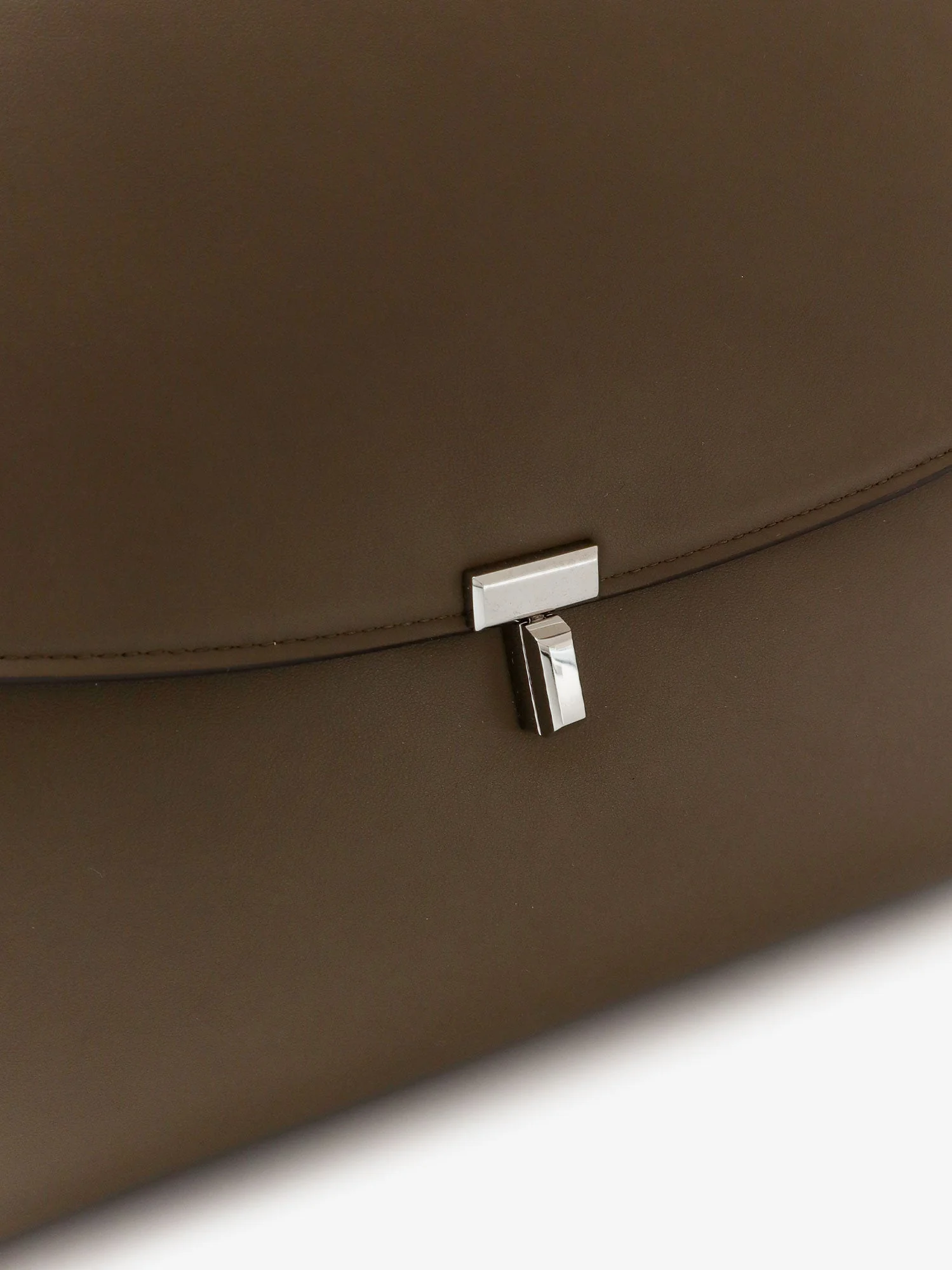 Toteme T-Lock Leather Shoulder Bag - Image 9