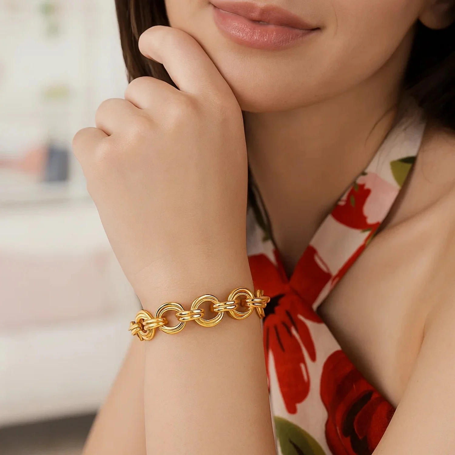 Twisted Double Link Bracelet in 14k Yellow Gold - Image 8