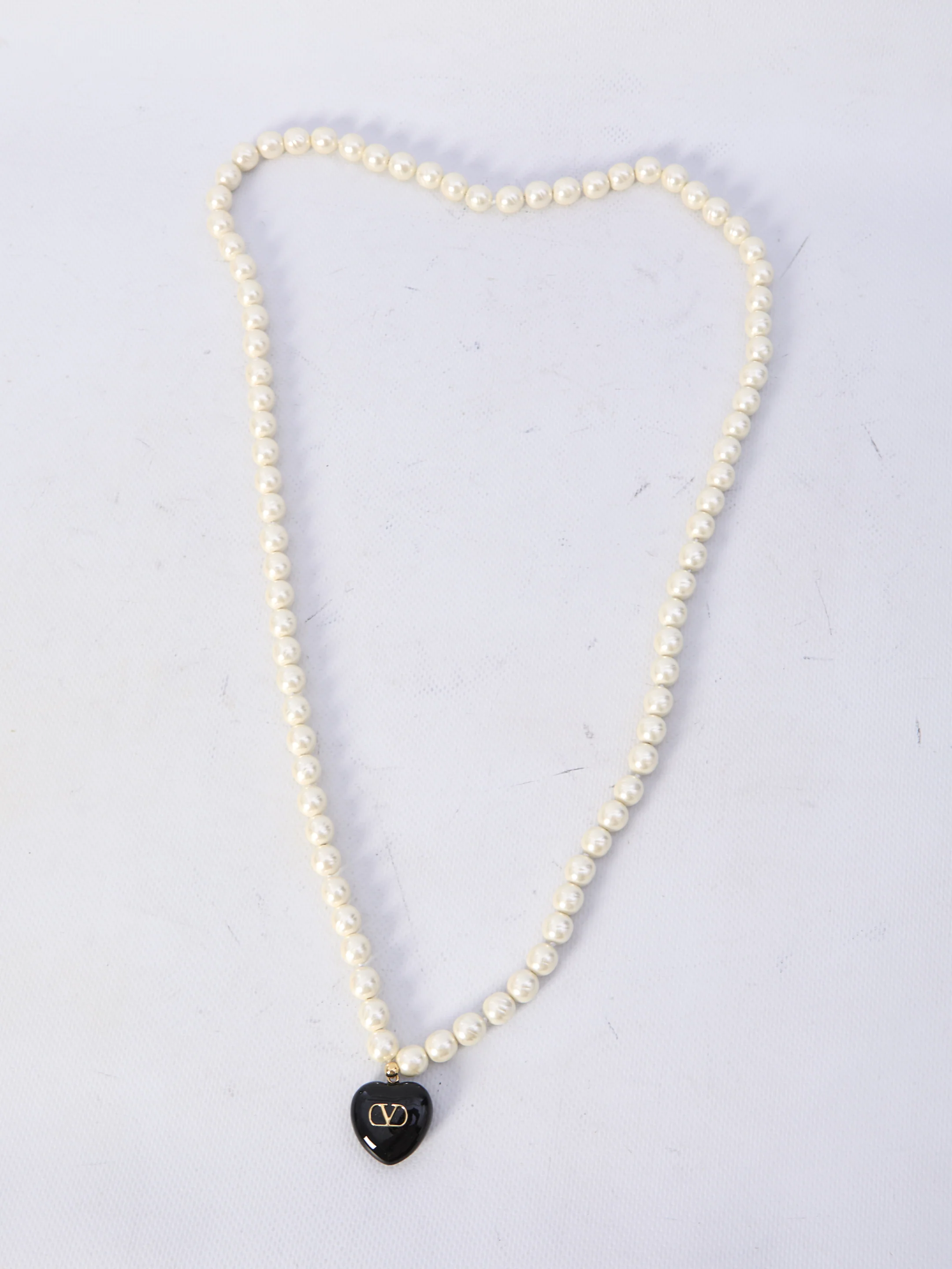 Valentino Garavani Coeur Royal Necklace