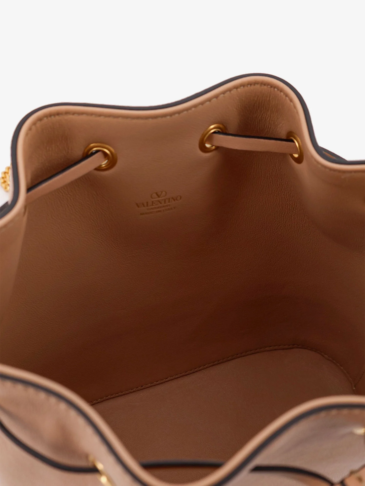 Valentino Garavani Leather Bucket Bag With Vlogo Signature - Image 4