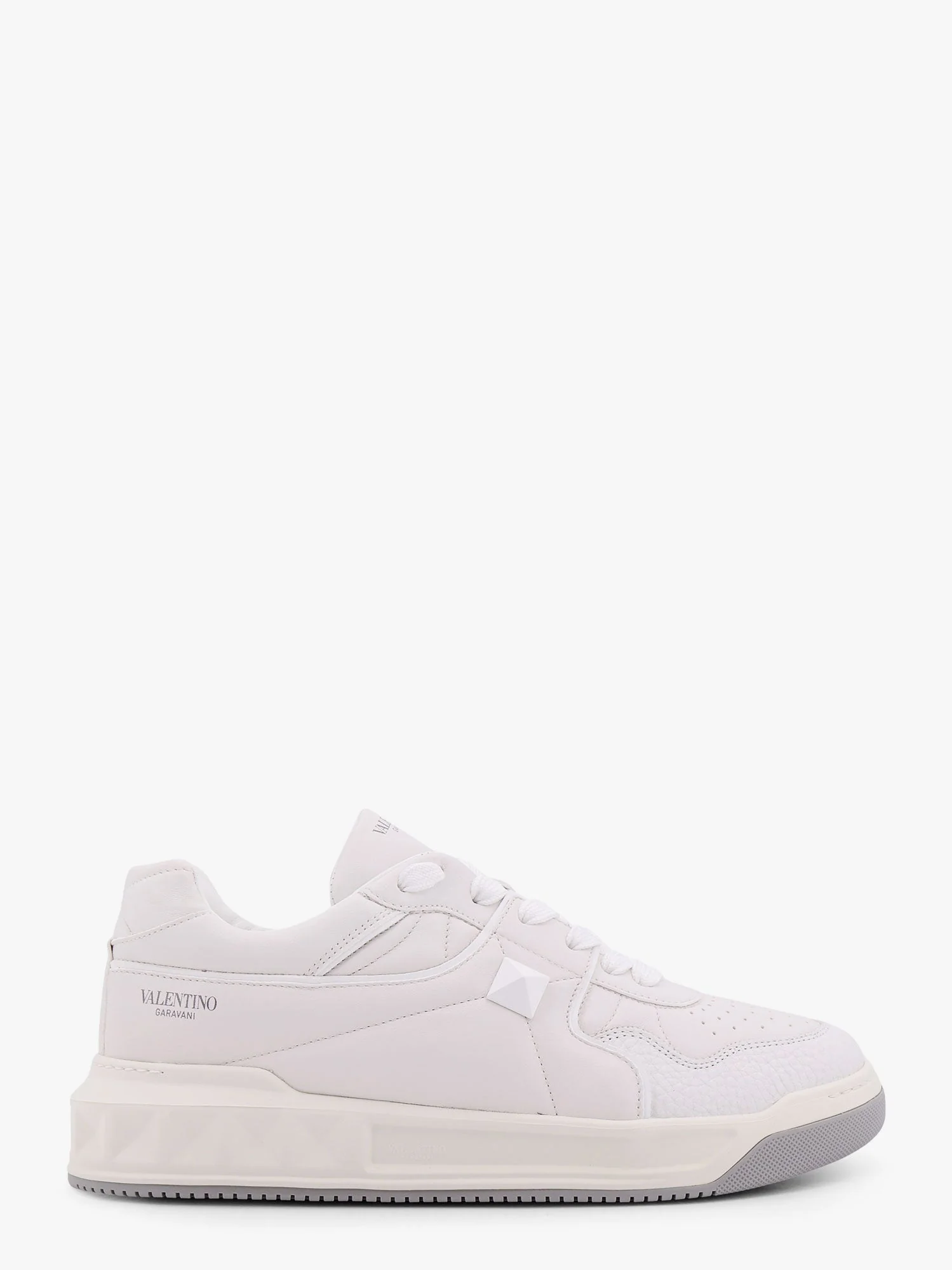 Valentino Garavani One-Stud Low-Top Valentino Garavani Leather Sneakers - Image 5