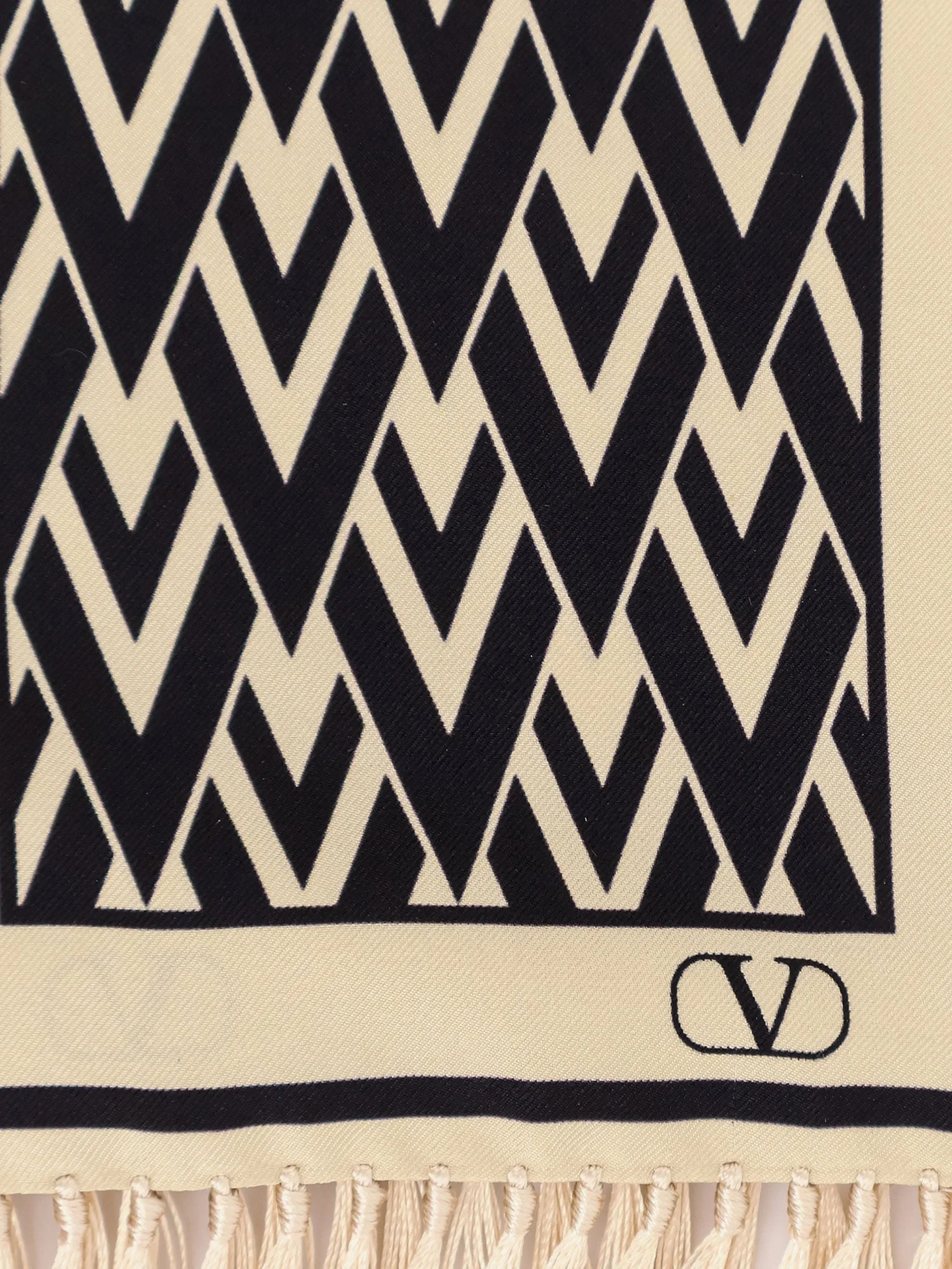 Valentino Garavani Silk Scarf - Image 4