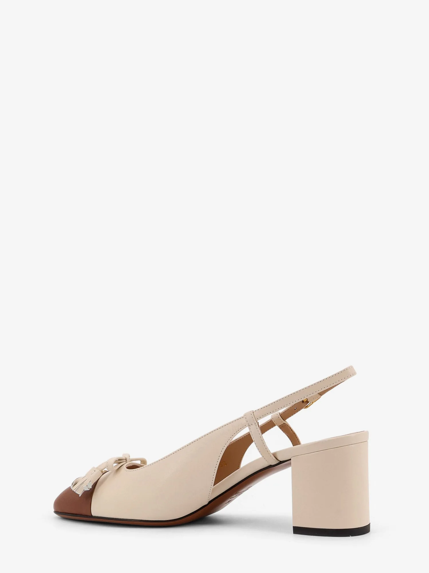 Valentino Garavani Valet Du Roi Leather Slingback Décolleté - Image 3