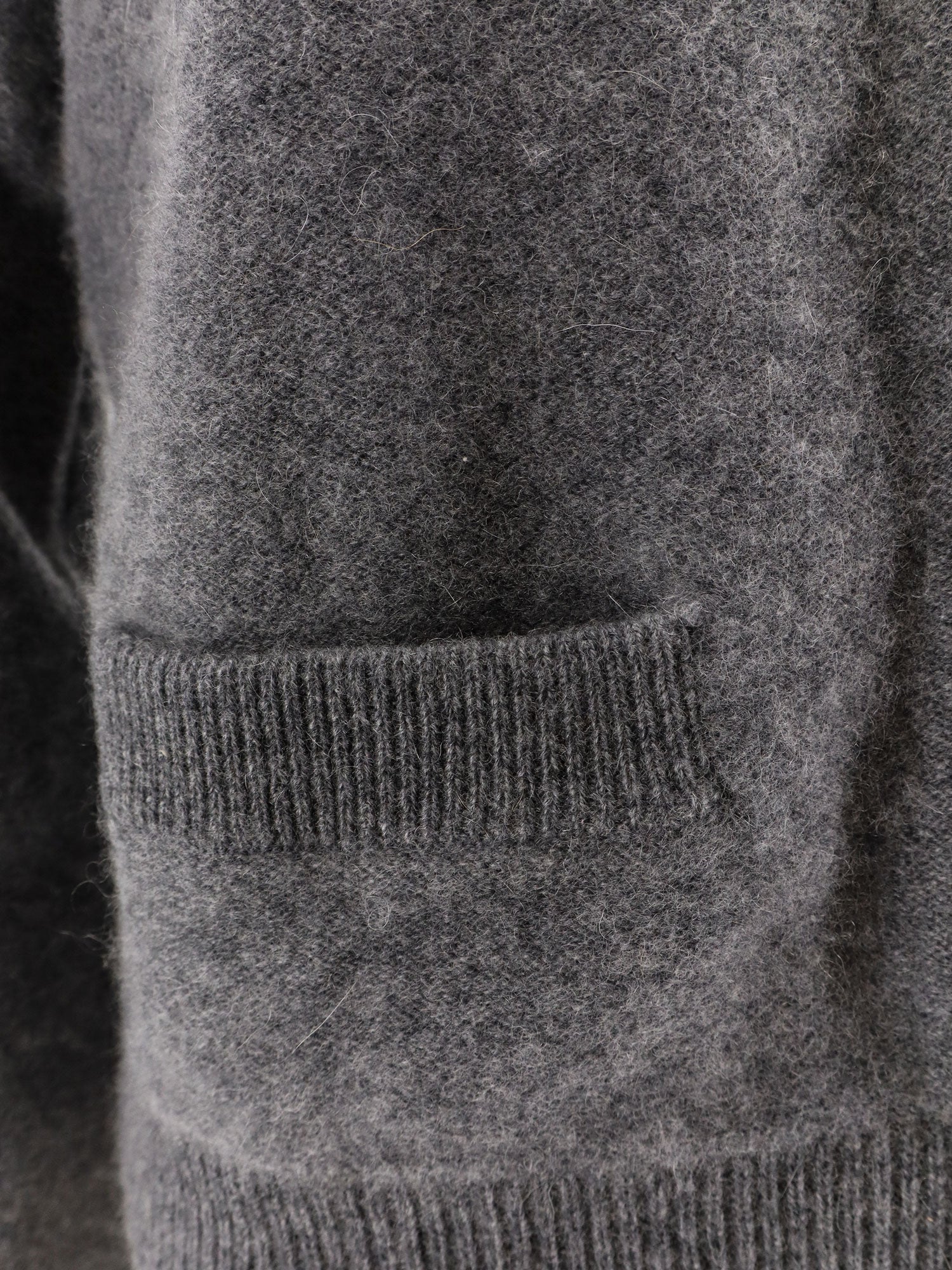 Vince. Cashmere Cardigan - Image 3